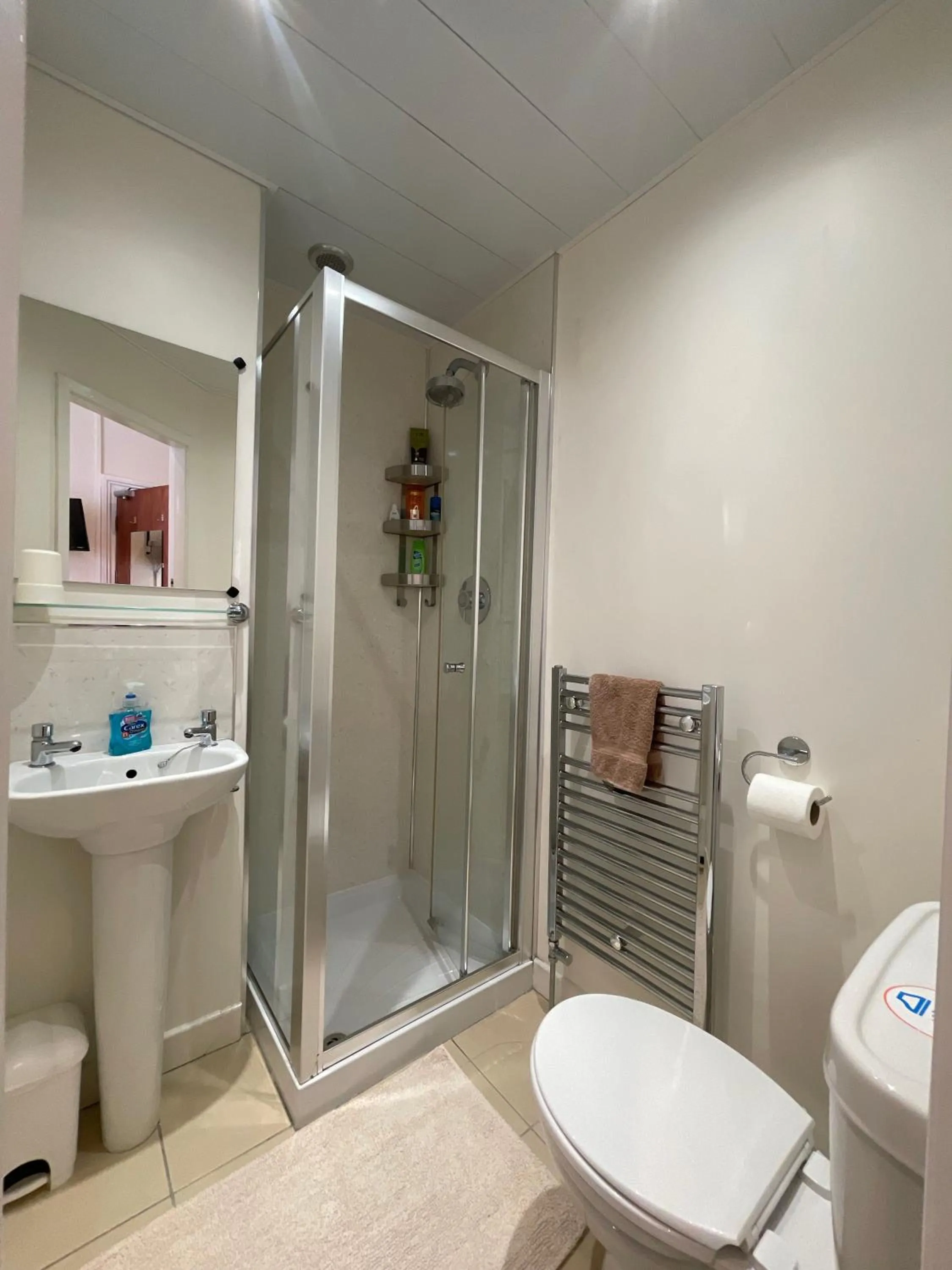 Bathroom in Aabba Guest House