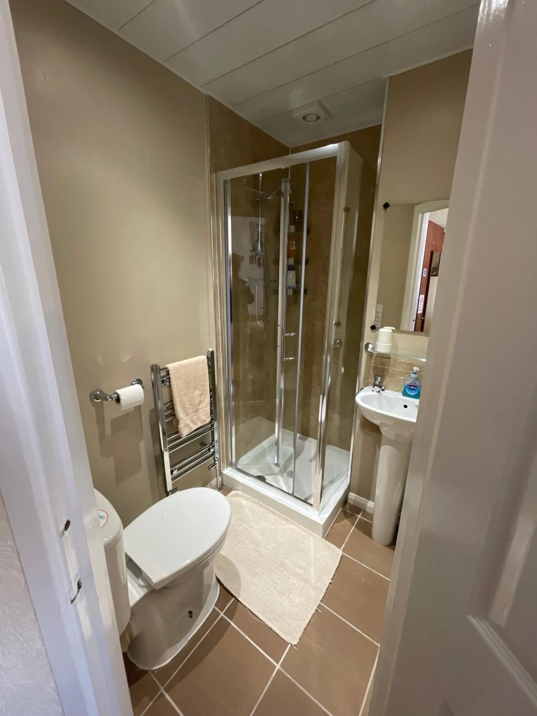 Bathroom in Aabba Guest House