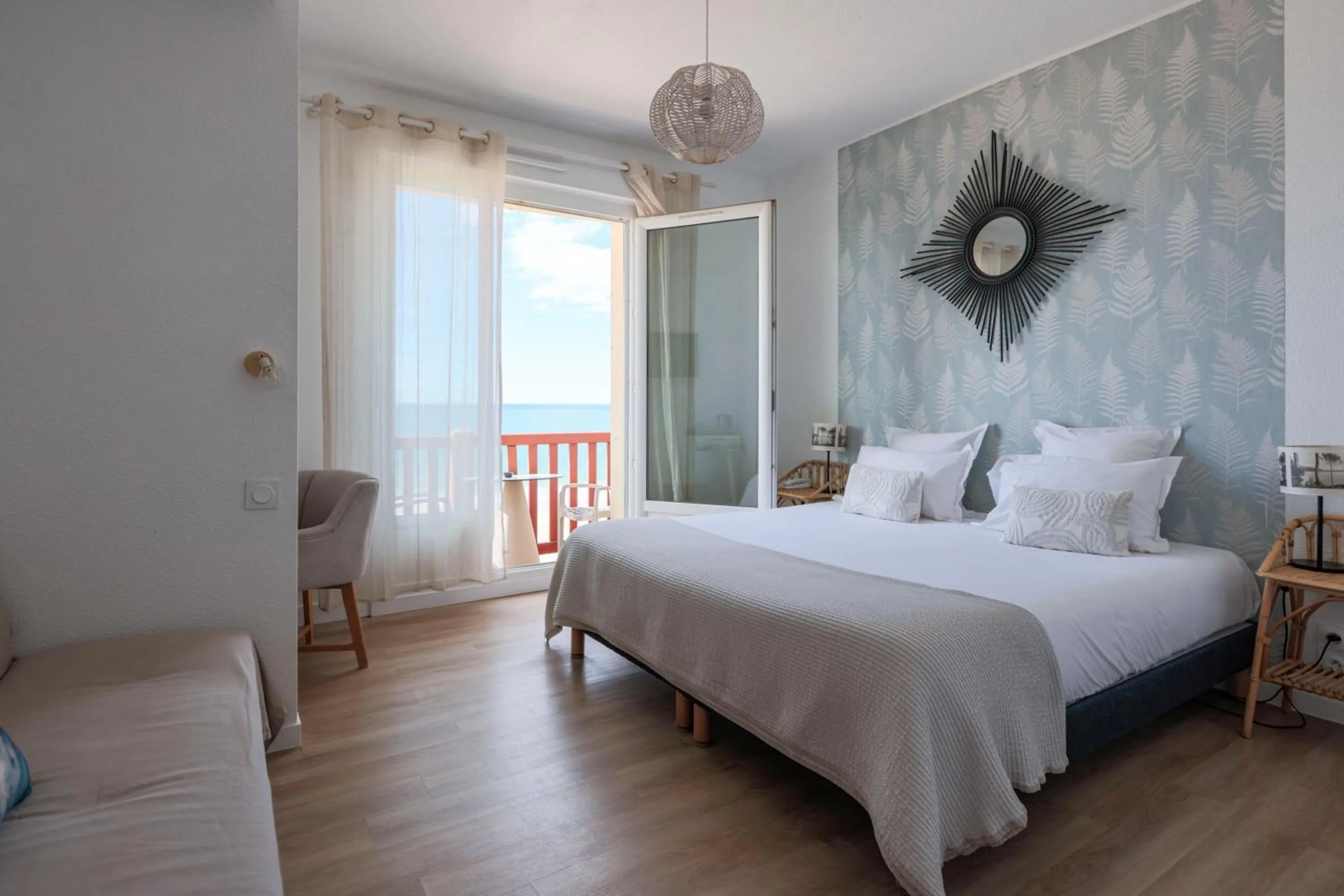 Bed in Hôtel de La Plage