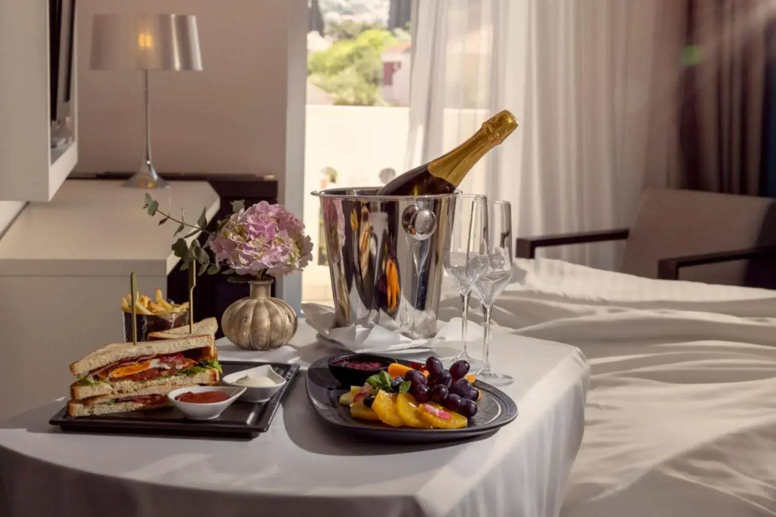 Property building, Bed in Hotel Lapad Property building, Bed in Hotel Lapad