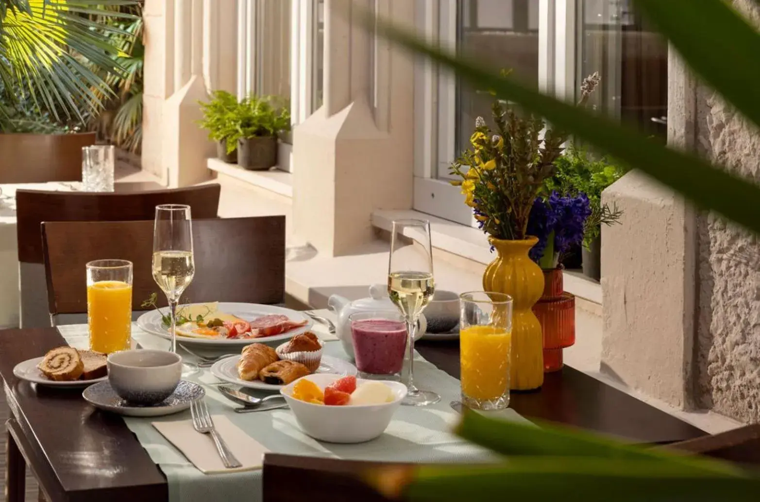 Breakfast in Hotel Lapad Breakfast in Hotel Lapad