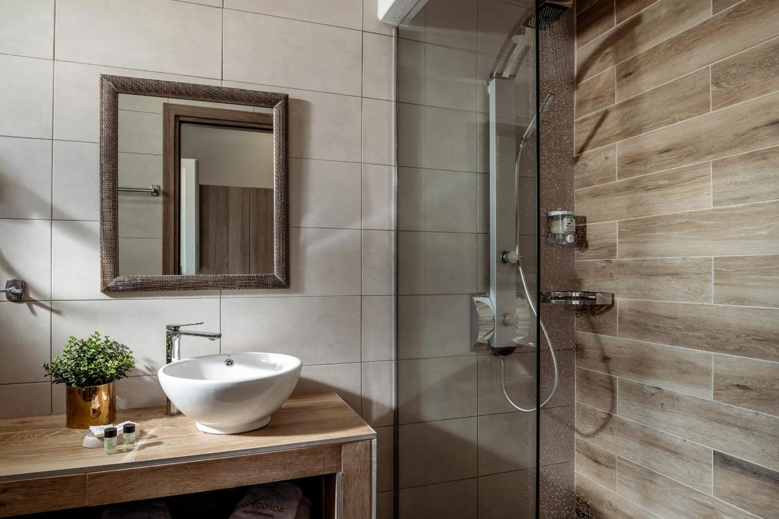Shower in Aeolos Boutique Hotel & Suites