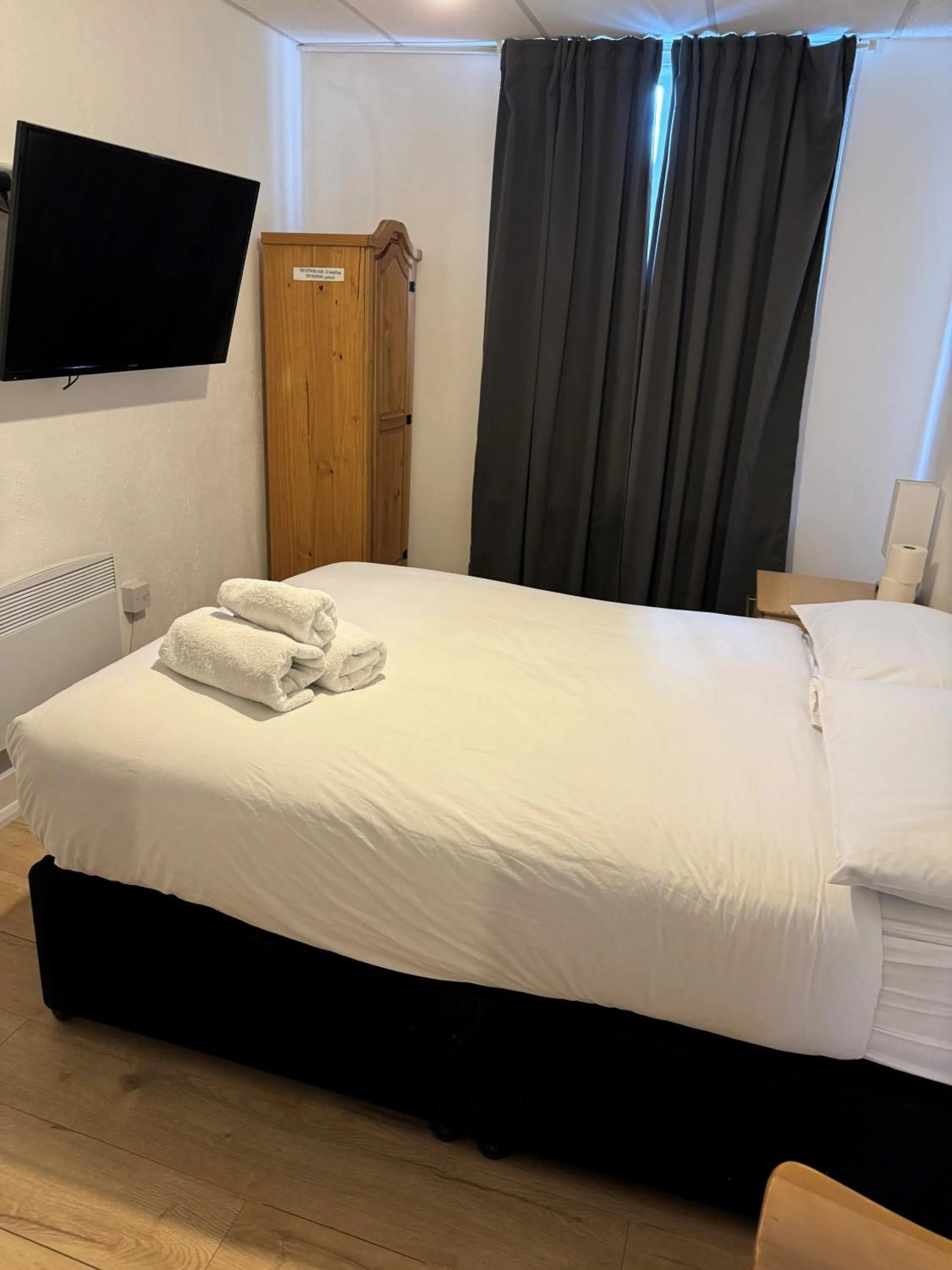 Central Comfort Rooms