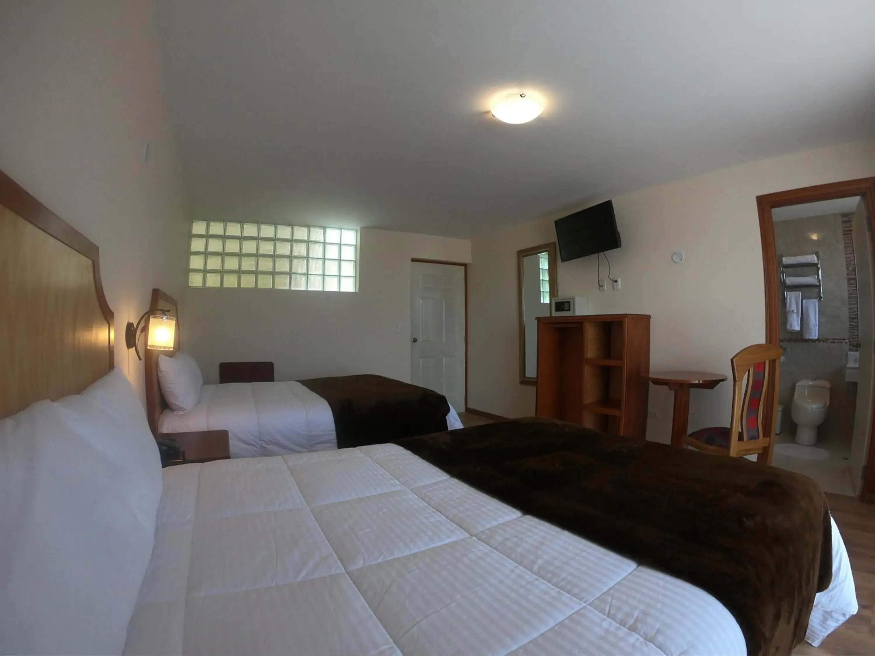 Bed in Sol Plaza Hotel Bed in Sol Plaza Hotel