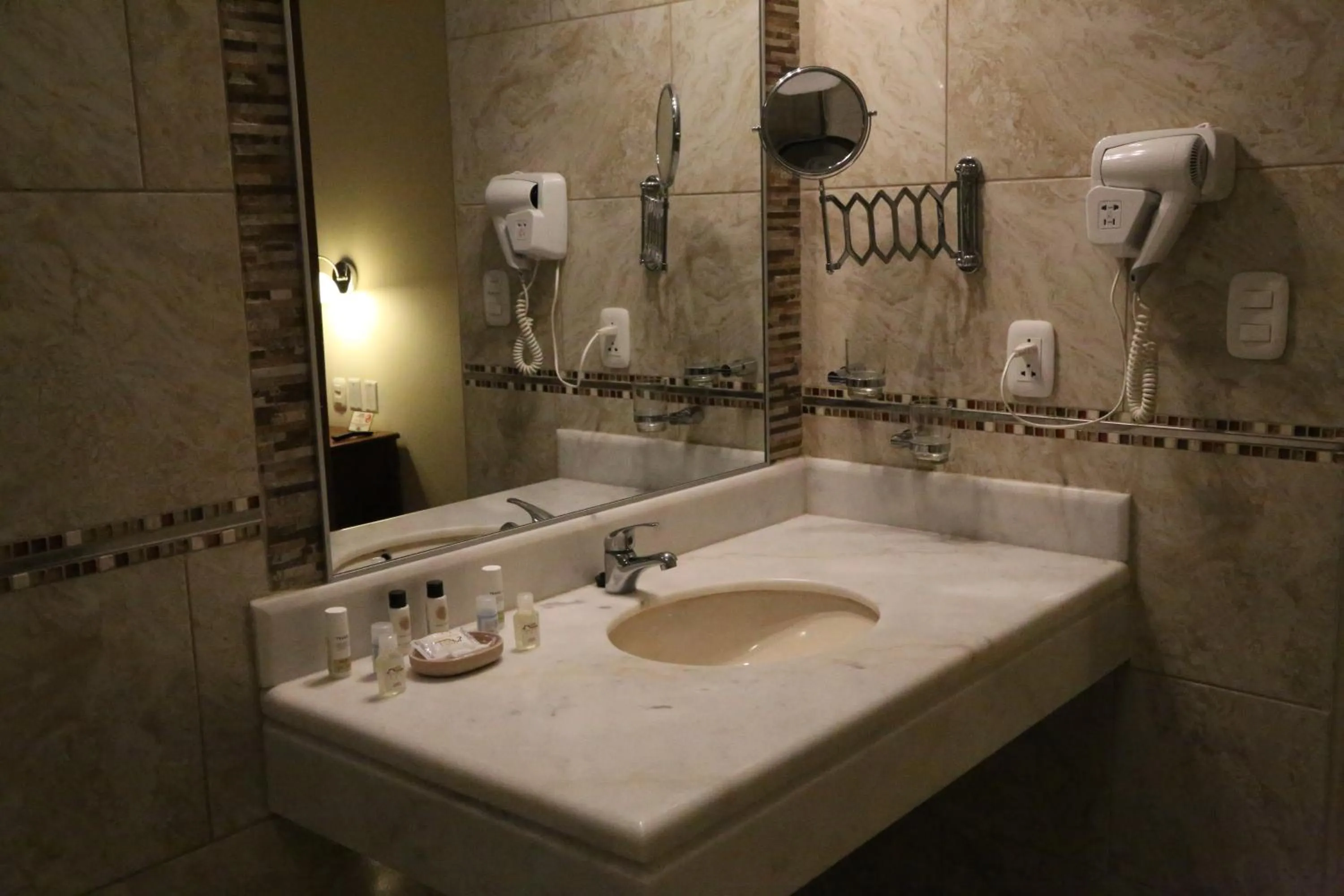 Bathroom in Sol Plaza Hotel