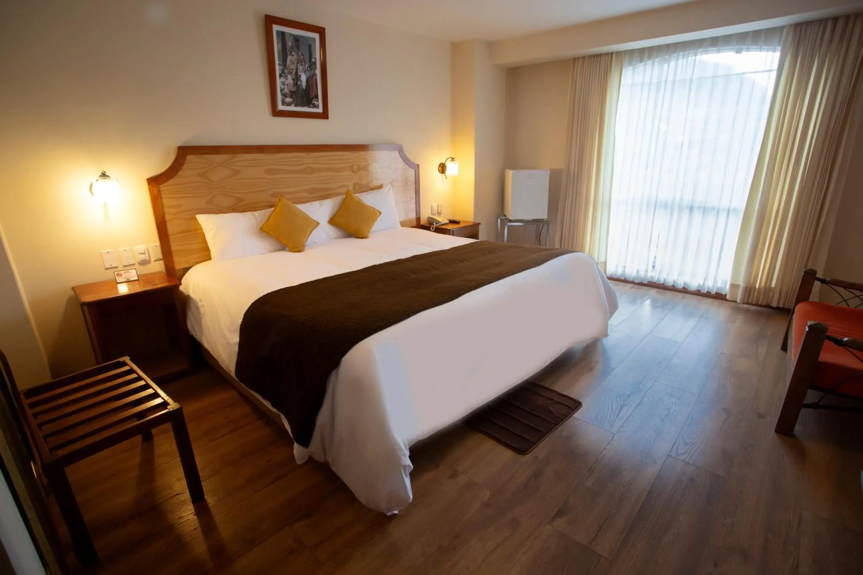 Photo of the whole room, Bed in Sol Plaza Hotel Photo of the whole room, Bed in Sol Plaza Hotel