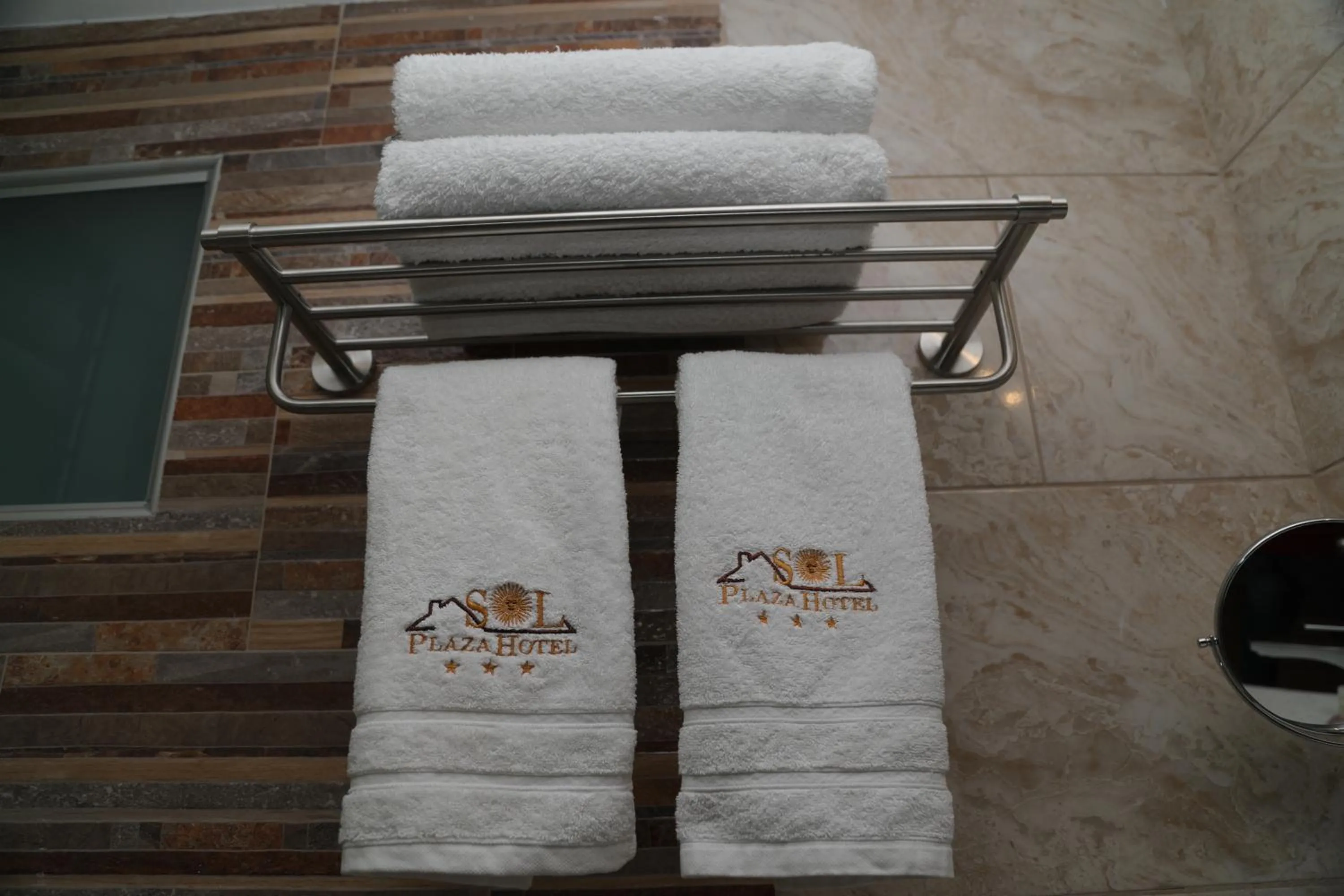 Toilet in Sol Plaza Hotel