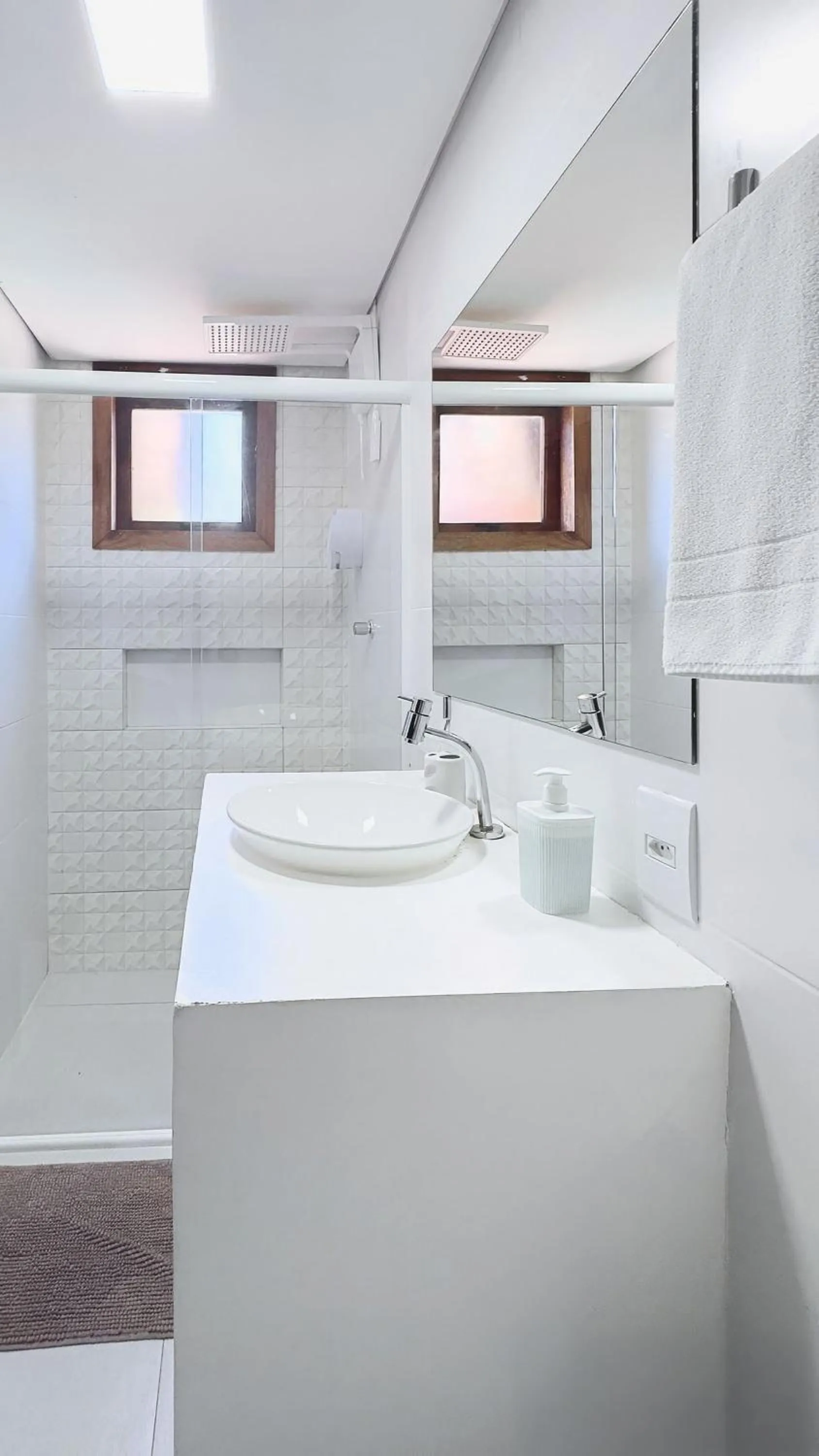 Toilet in Pousada Solar dos Lírios - Praia do Rosa