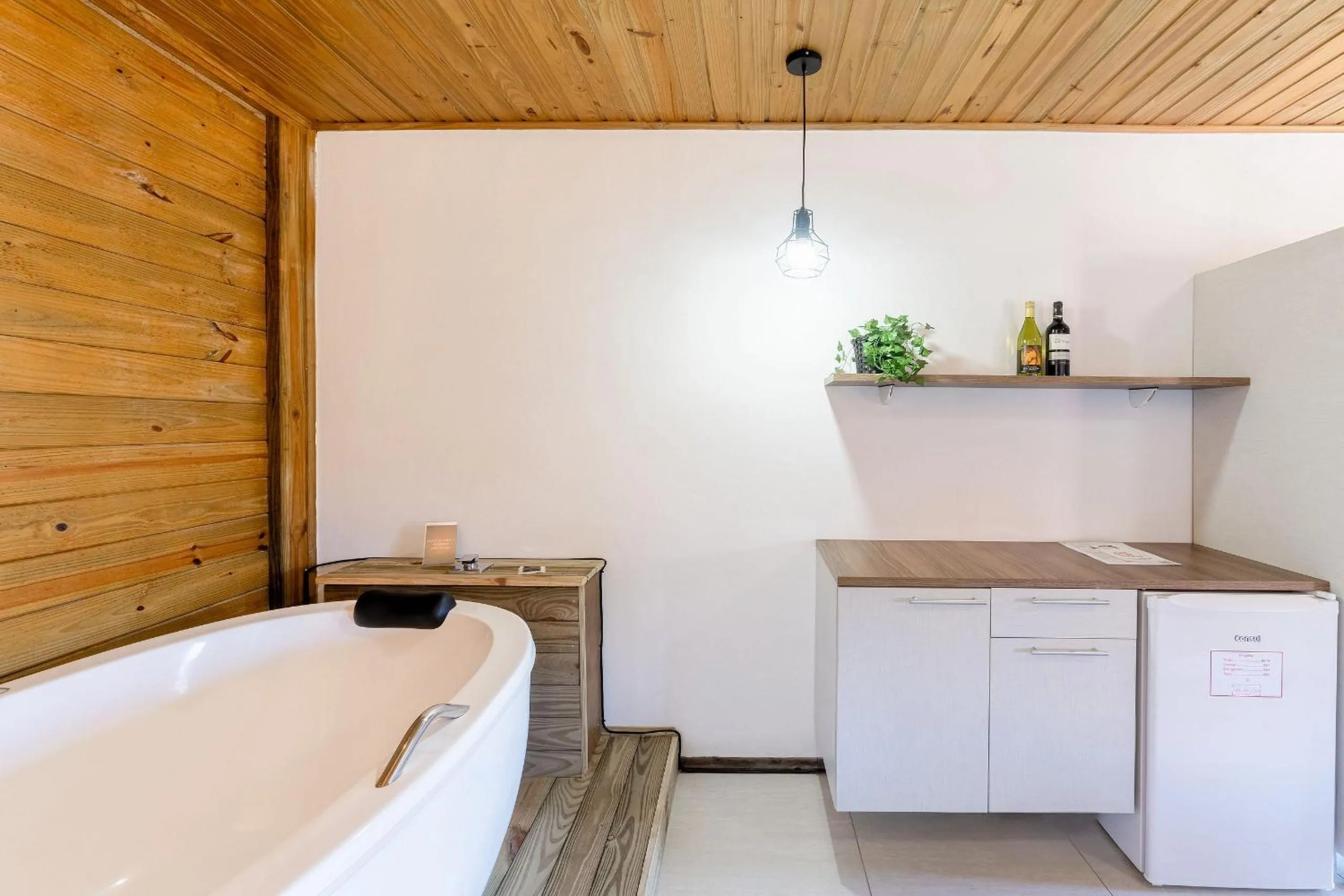 Hot Tub in Pousada Solar dos Lírios - Praia do Rosa