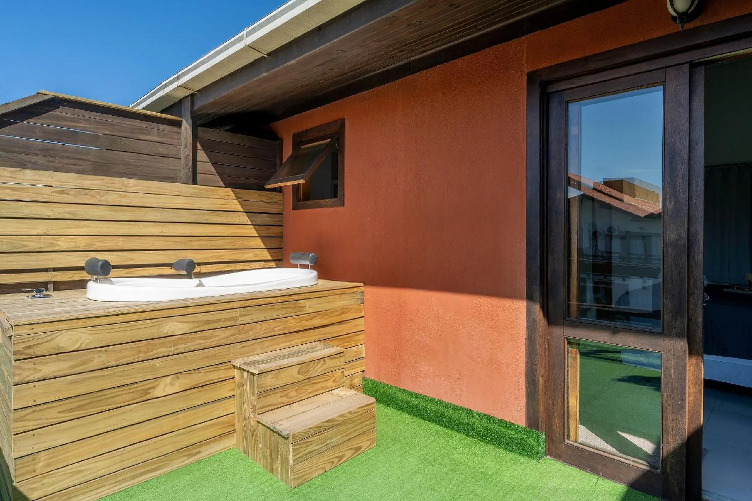 Hot Tub in Pousada Solar dos Lírios - Praia do Rosa