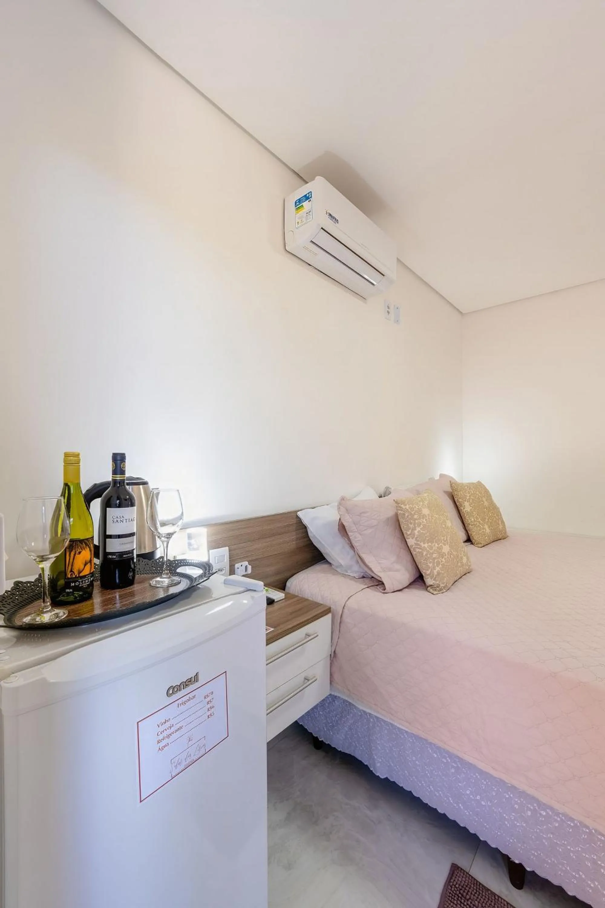 Bedroom, Bed in Pousada Solar dos Lírios - Praia do Rosa