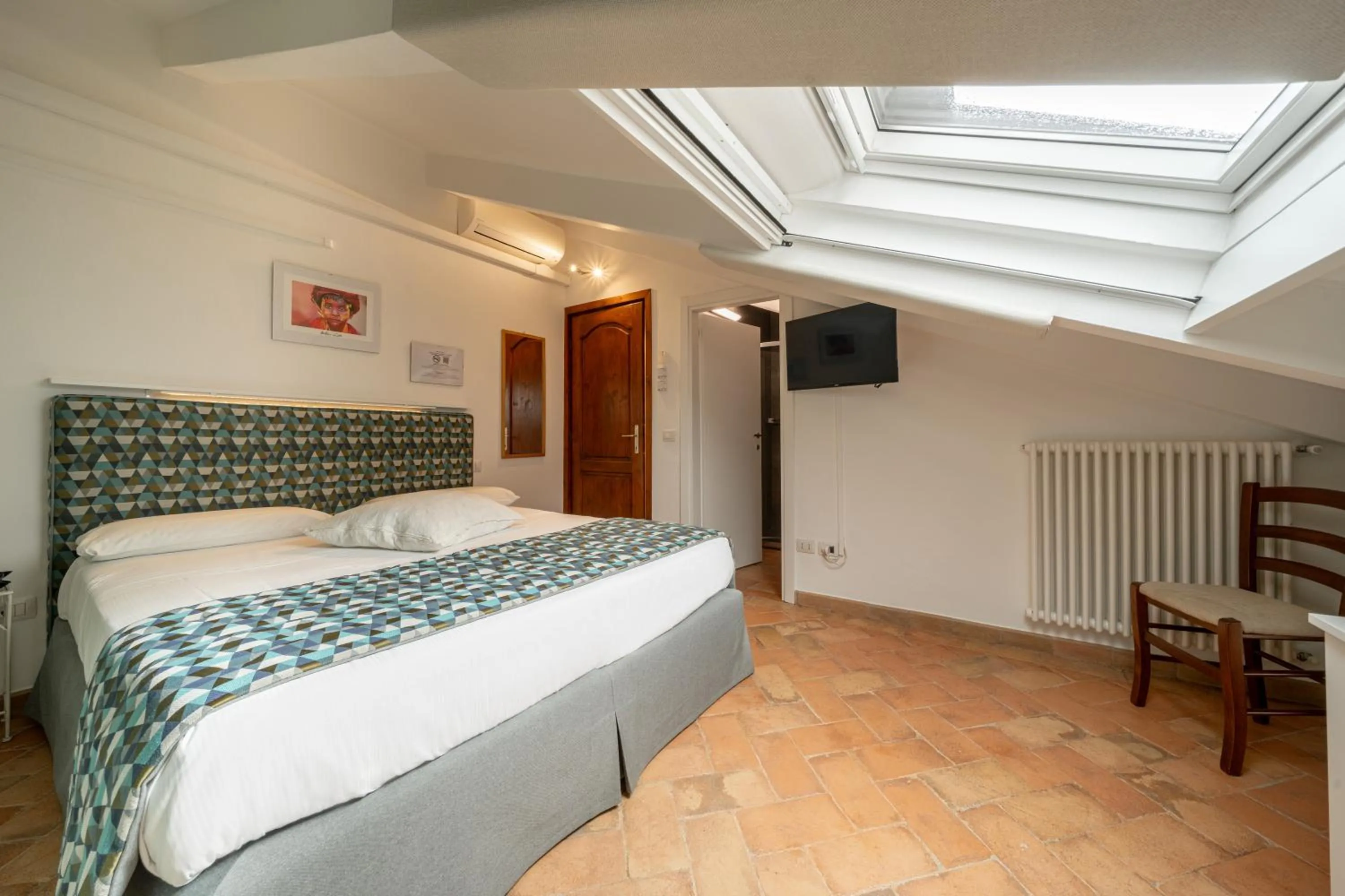 TV and multimedia, Bed in Affittacamere Valentina