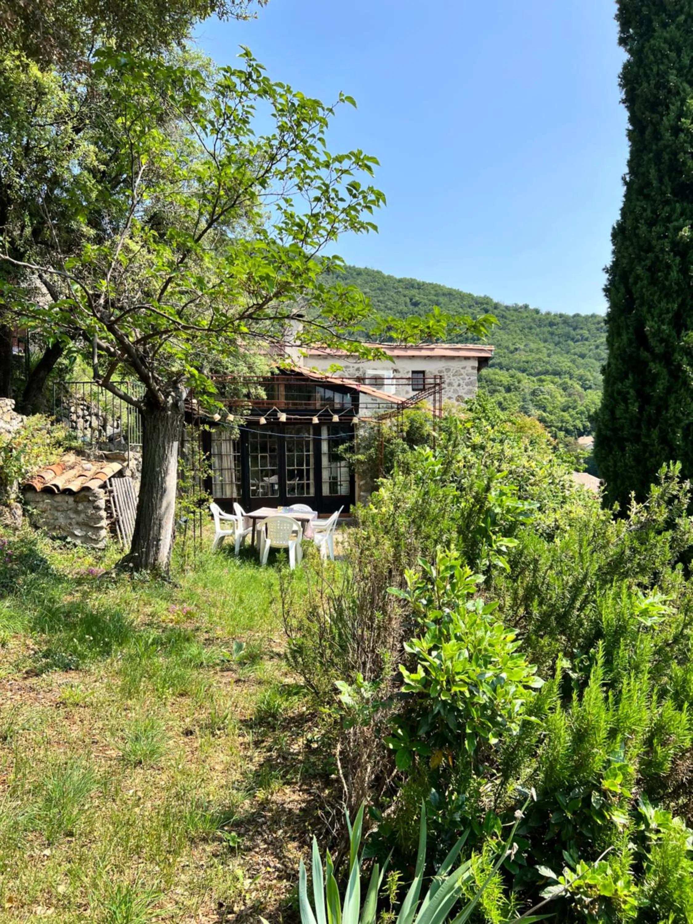 BBQ facilities in LES GITES D'ARDAILLERS