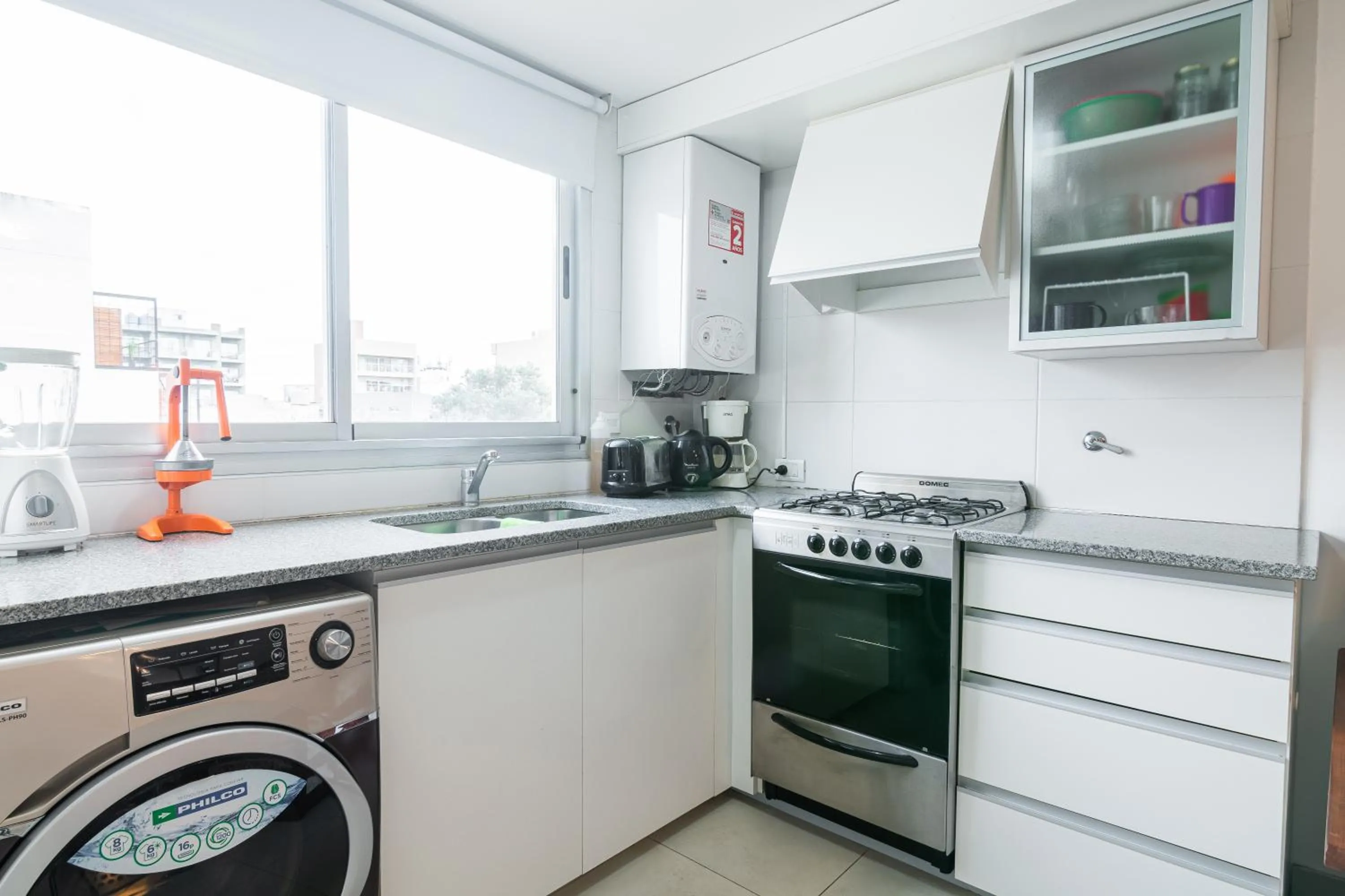 Kitchen or kitchenette in Los Asturianos APART amentos 1 y 2 Mar del Plata