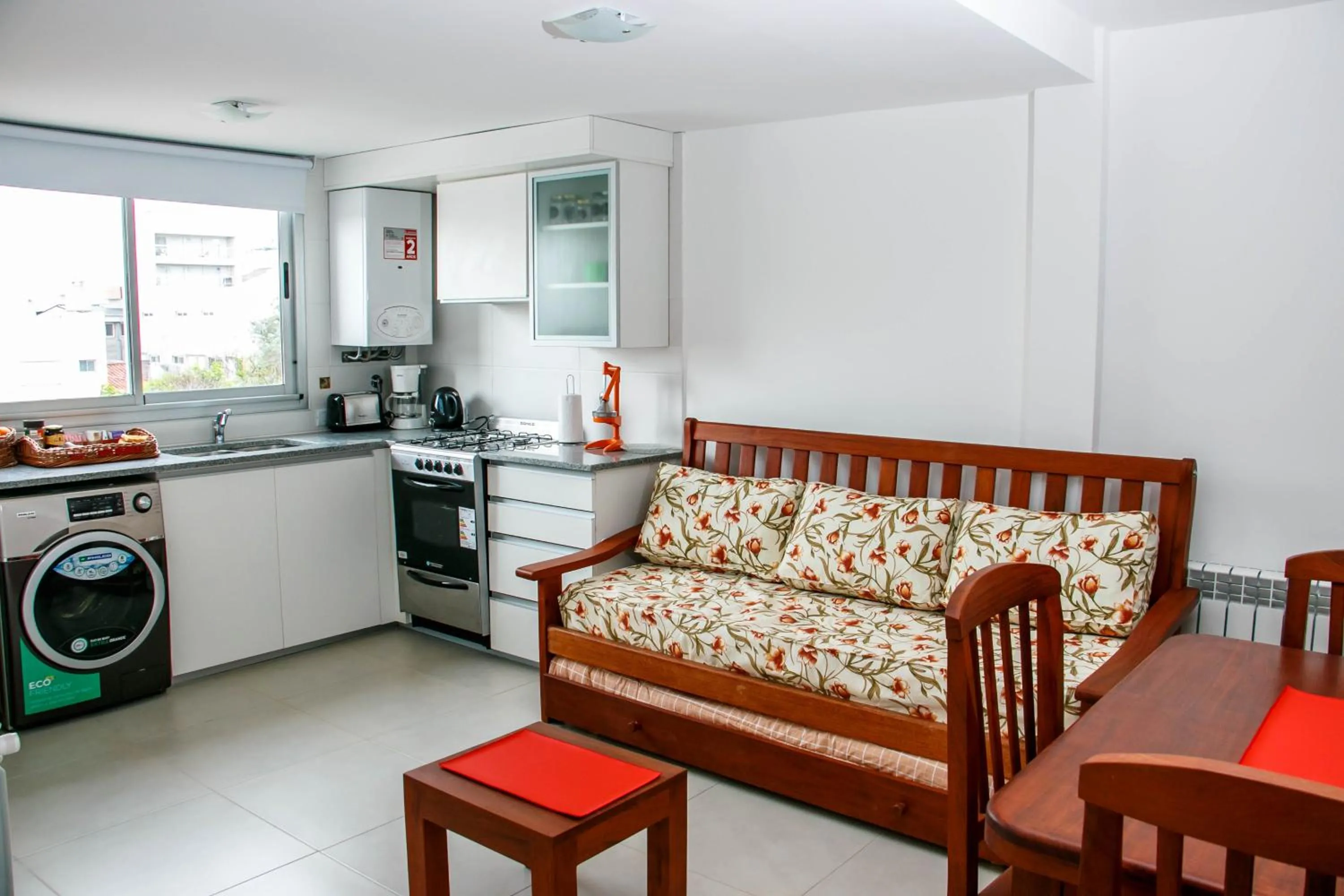 Communal kitchen in Los Asturianos APART amentos 1 y 2 Mar del Plata