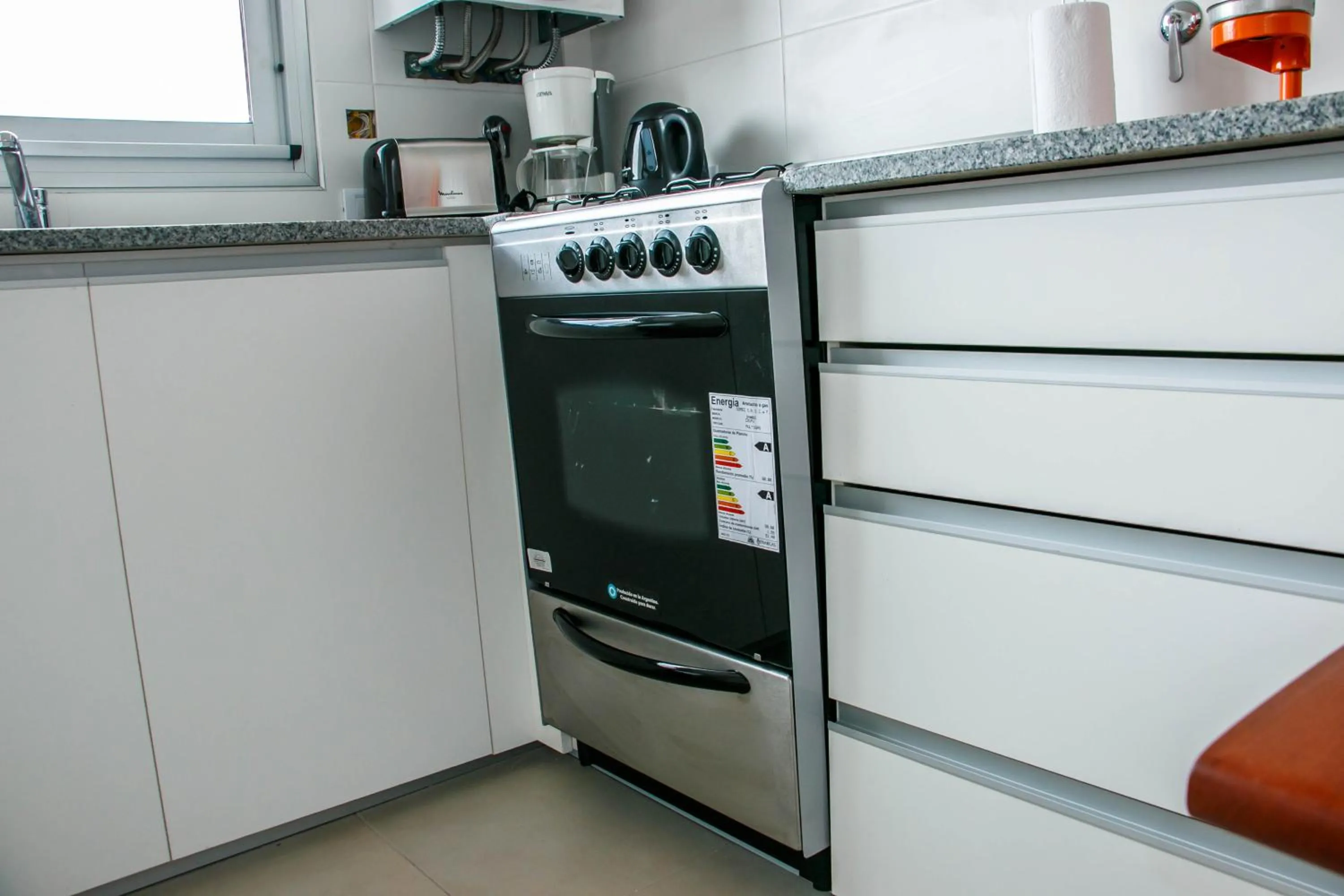 Kitchen or kitchenette in Los Asturianos APART amentos 1 y 2 Mar del Plata