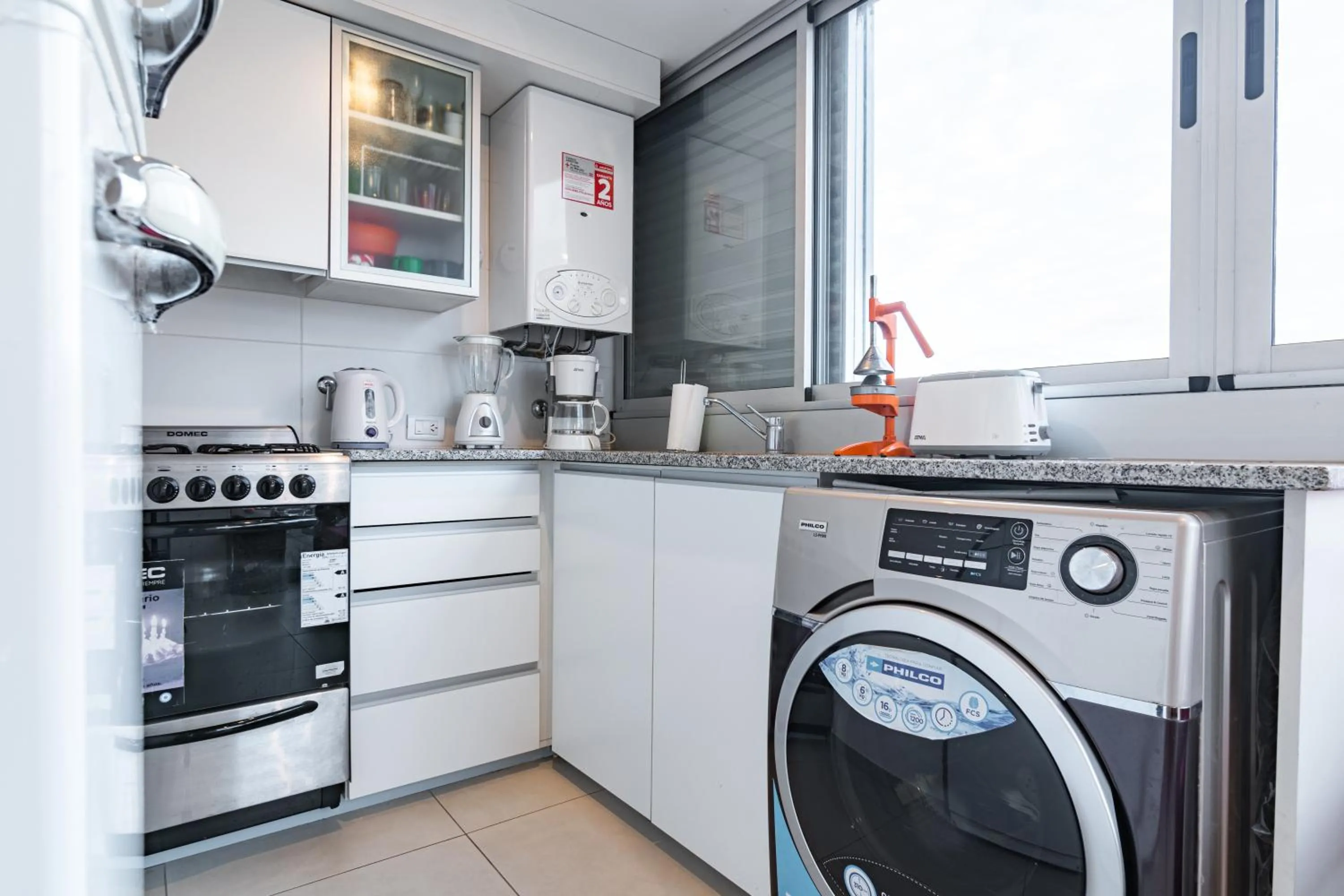 Kitchen or kitchenette in Los Asturianos APART amentos 1 y 2 Mar del Plata