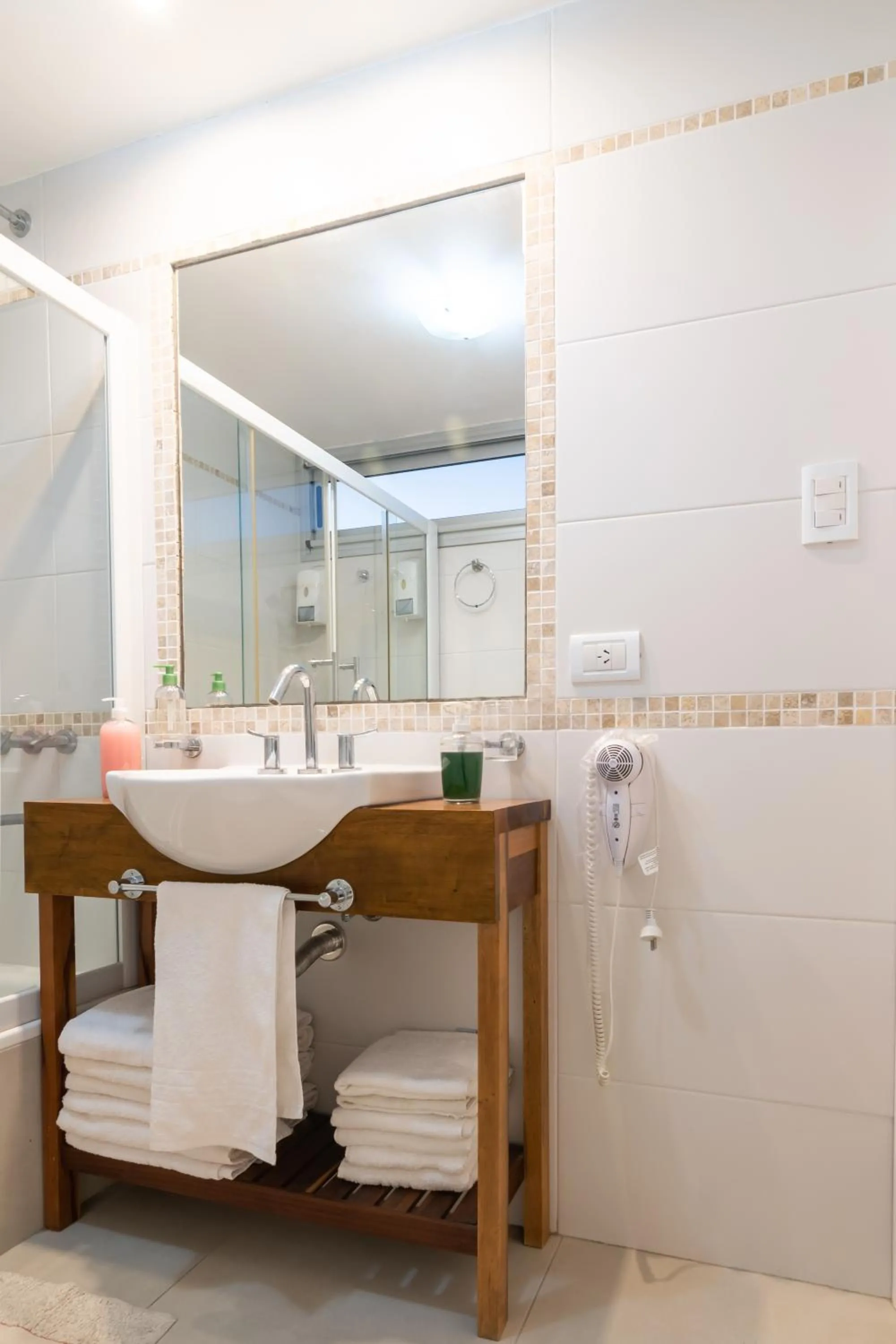 Bathroom in Los Asturianos APART amentos 1 y 2 Mar del Plata