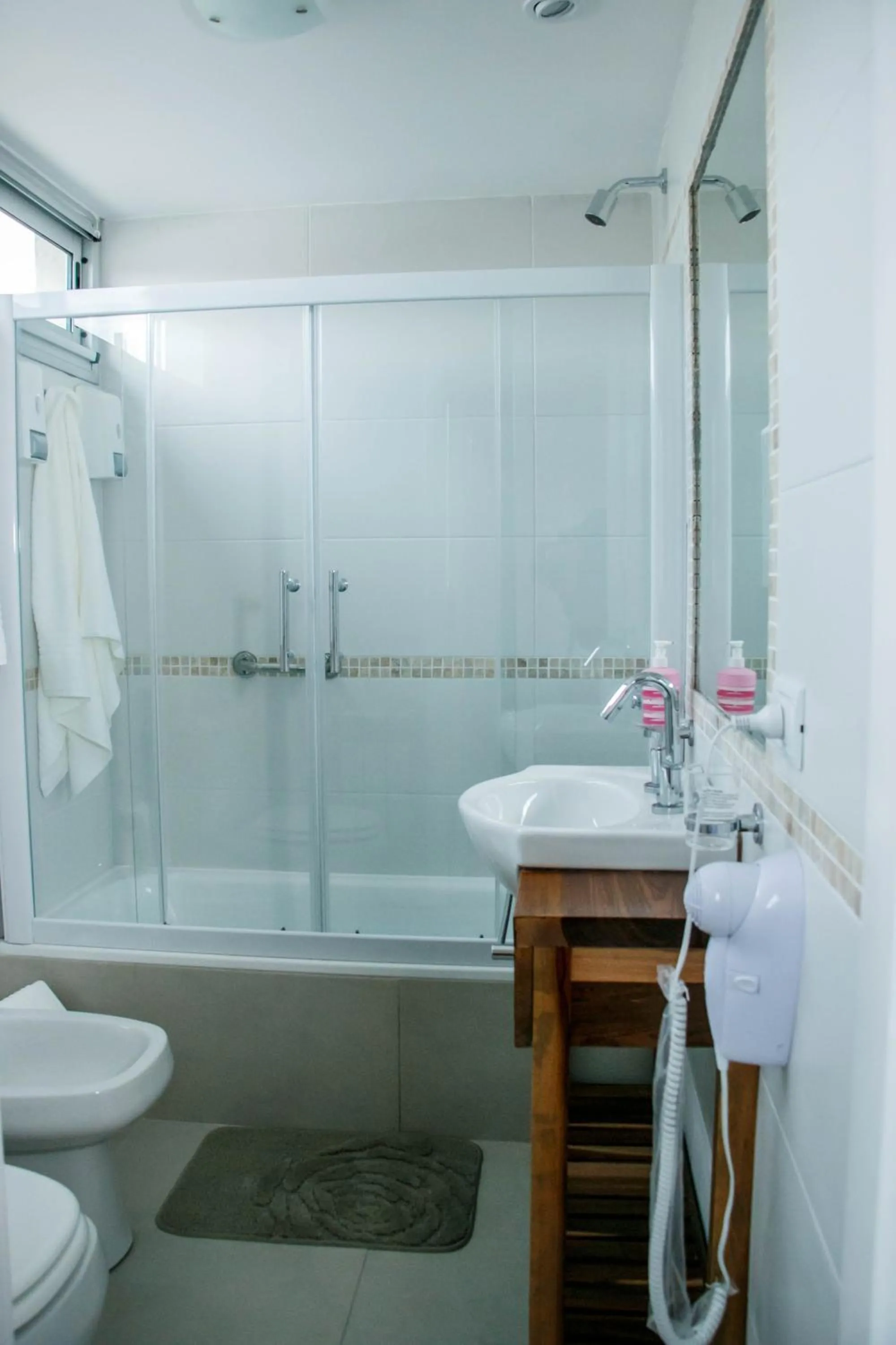 Bathroom in Los Asturianos APART amentos 1 y 2 Mar del Plata