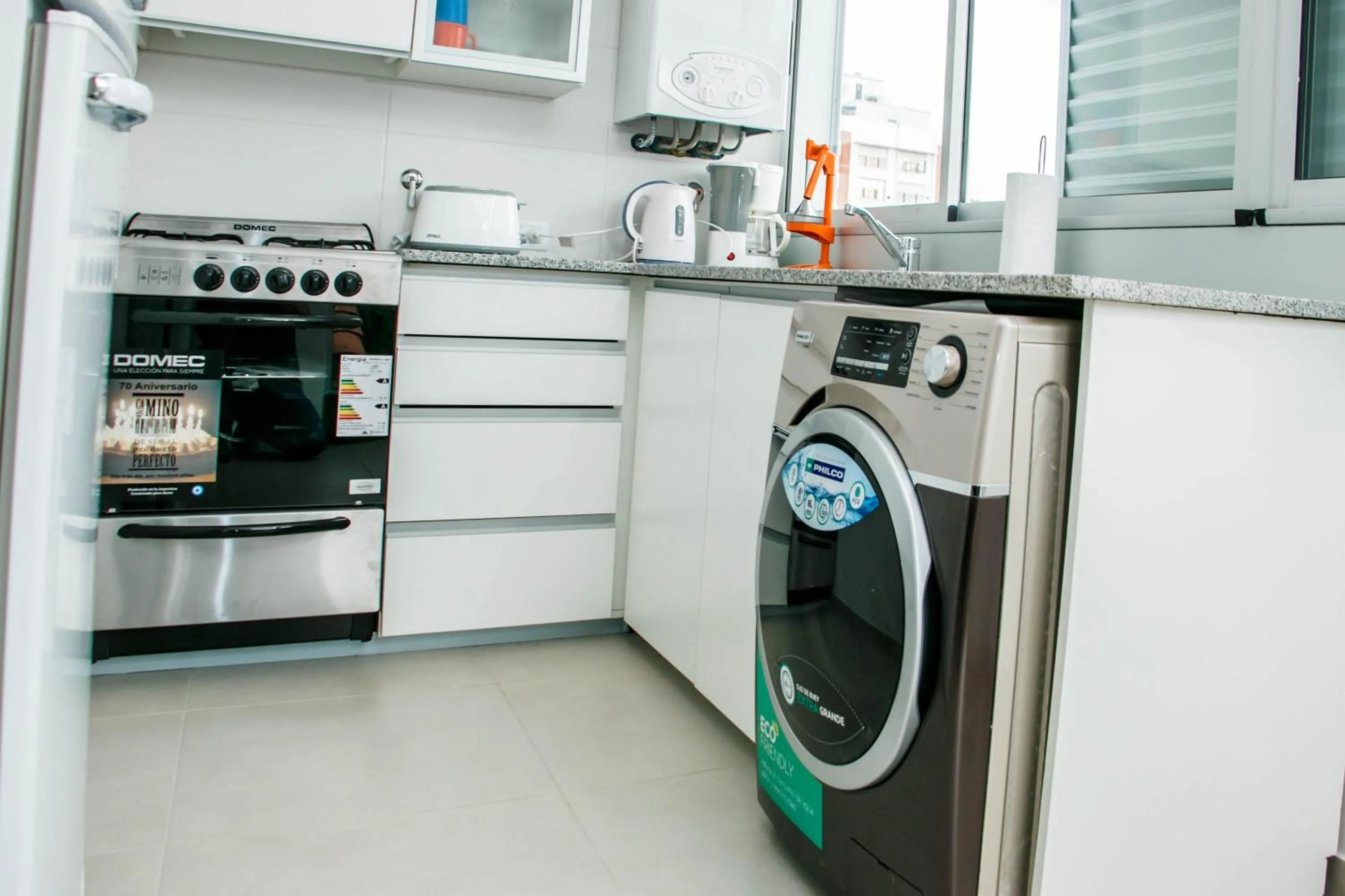 Kitchen or kitchenette in Los Asturianos APART amentos 1 y 2 Mar del Plata