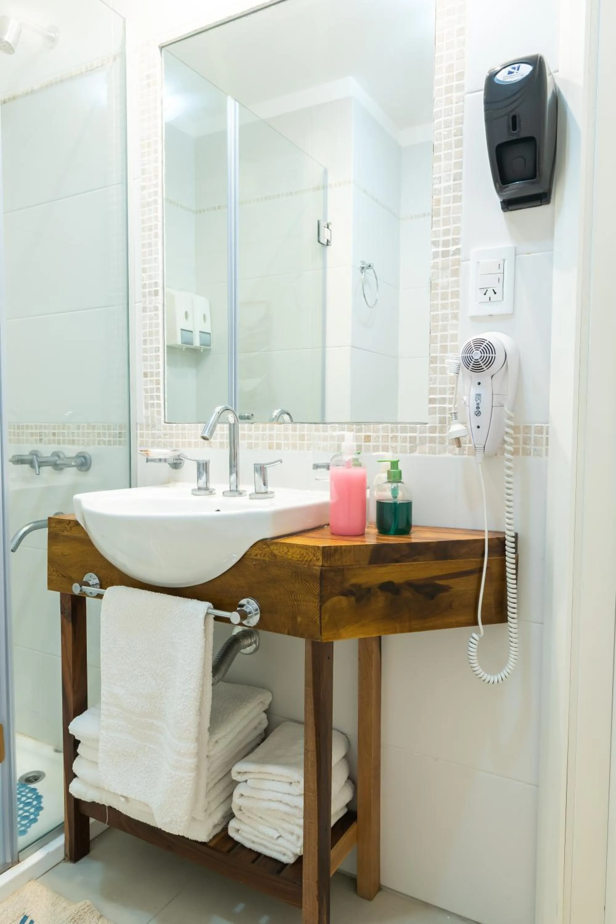 Bathroom in Los Asturianos APART amentos 1 y 2 Mar del Plata