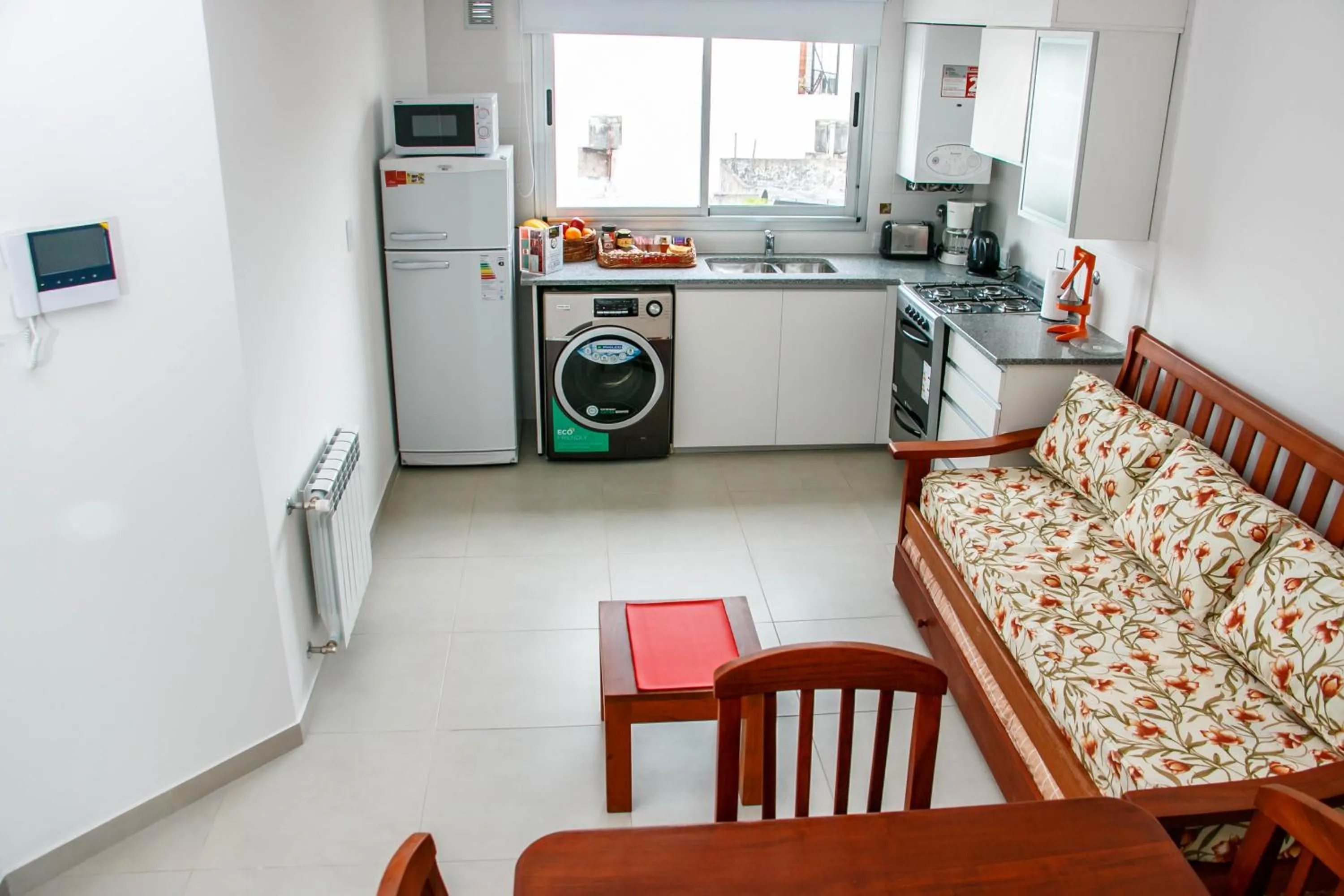 Communal kitchen in Los Asturianos APART amentos 1 y 2 Mar del Plata