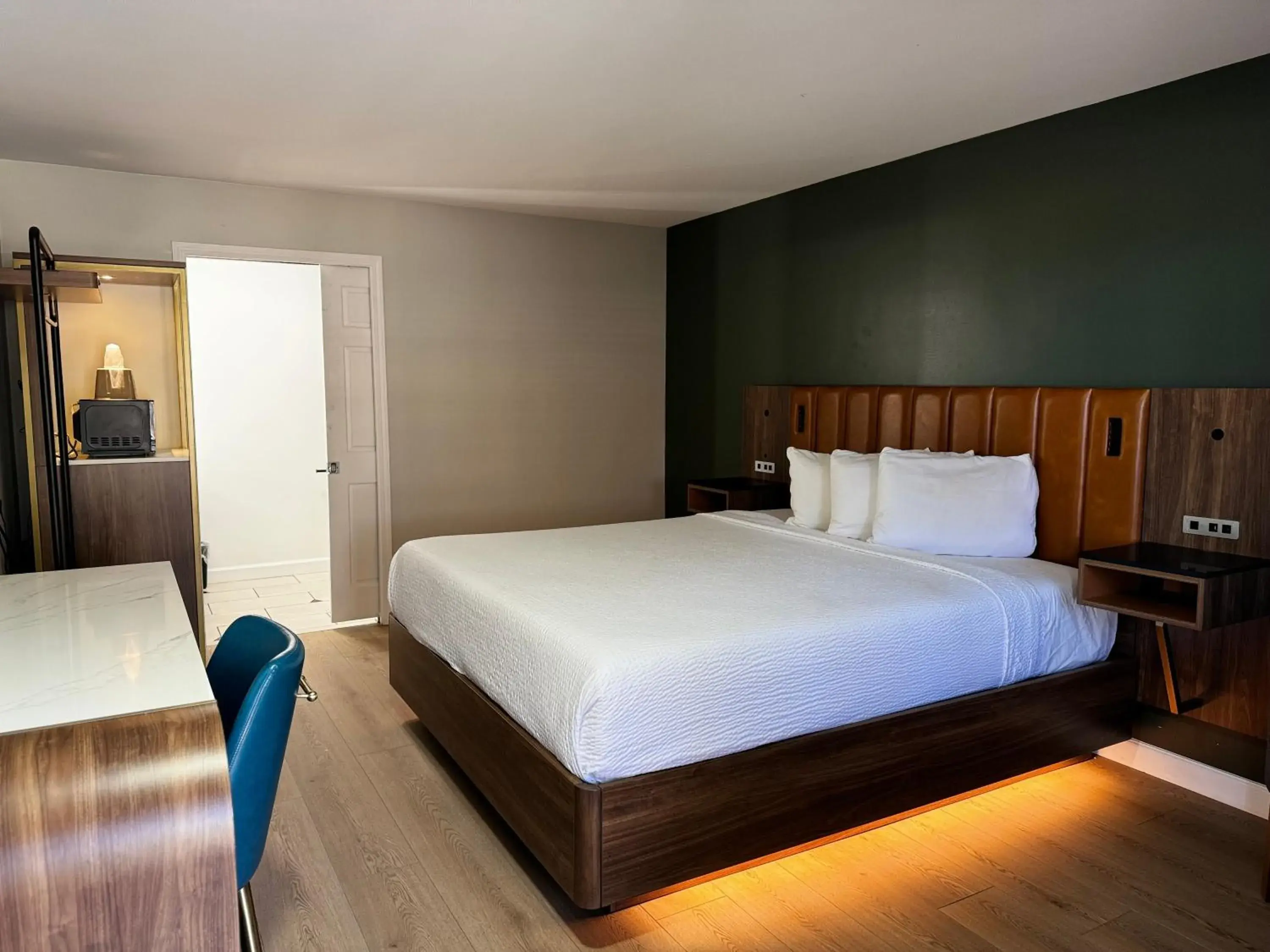 Bed in SureStay by Best Western Morgan Hill Bed in SureStay by Best Western Morgan Hill