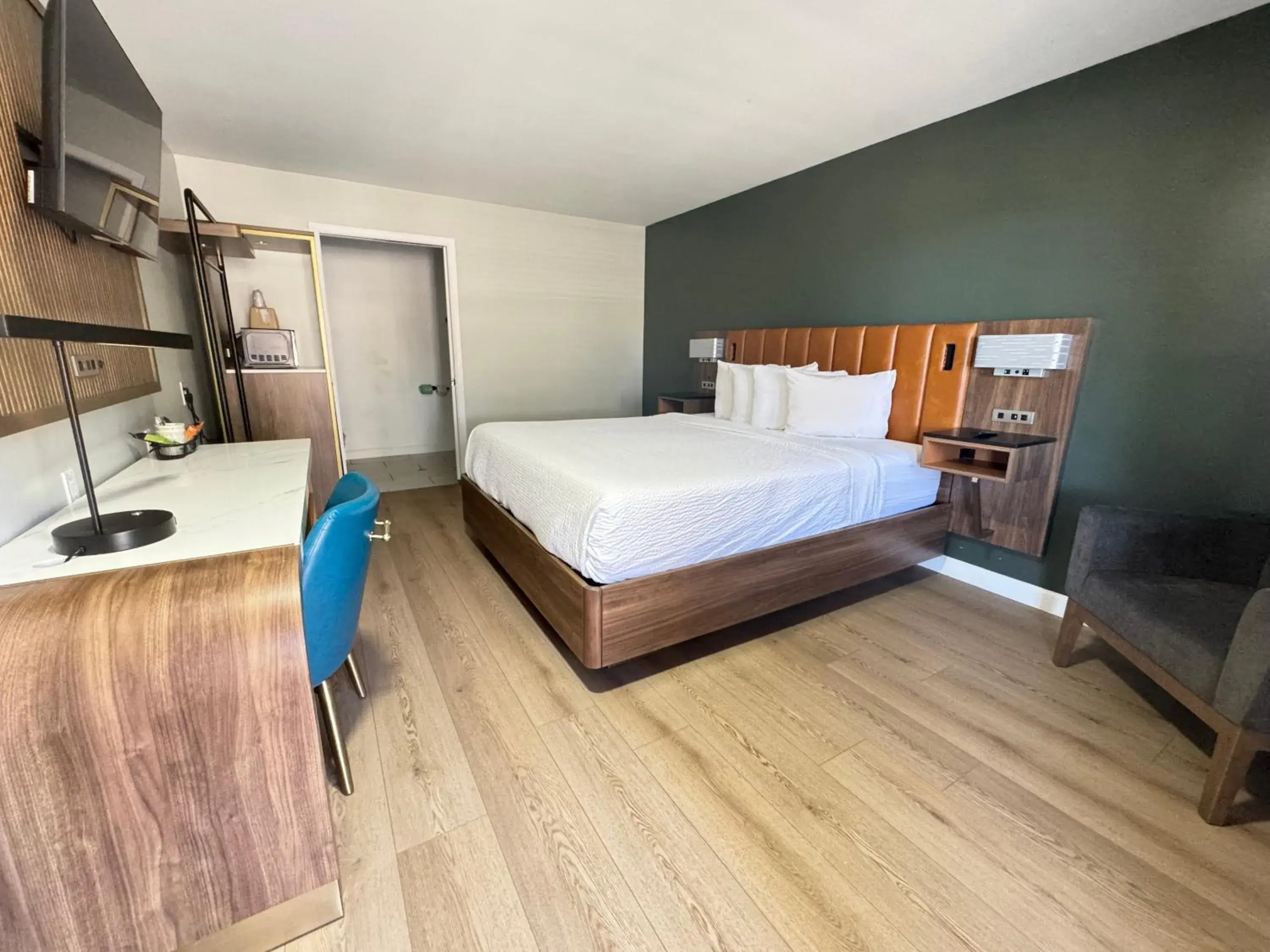 Bed in SureStay by Best Western Morgan Hill Bed in SureStay by Best Western Morgan Hill