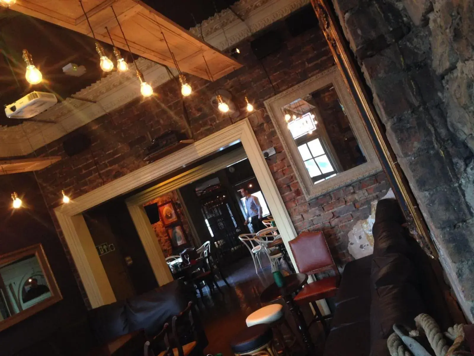 Lounge or bar in Glendale Hotel Lounge or bar in Glendale Hotel