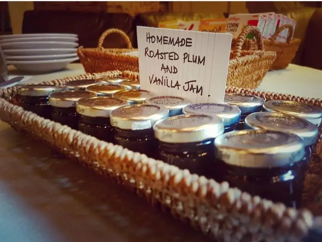 Food in Glendale Hotel Food in Glendale Hotel