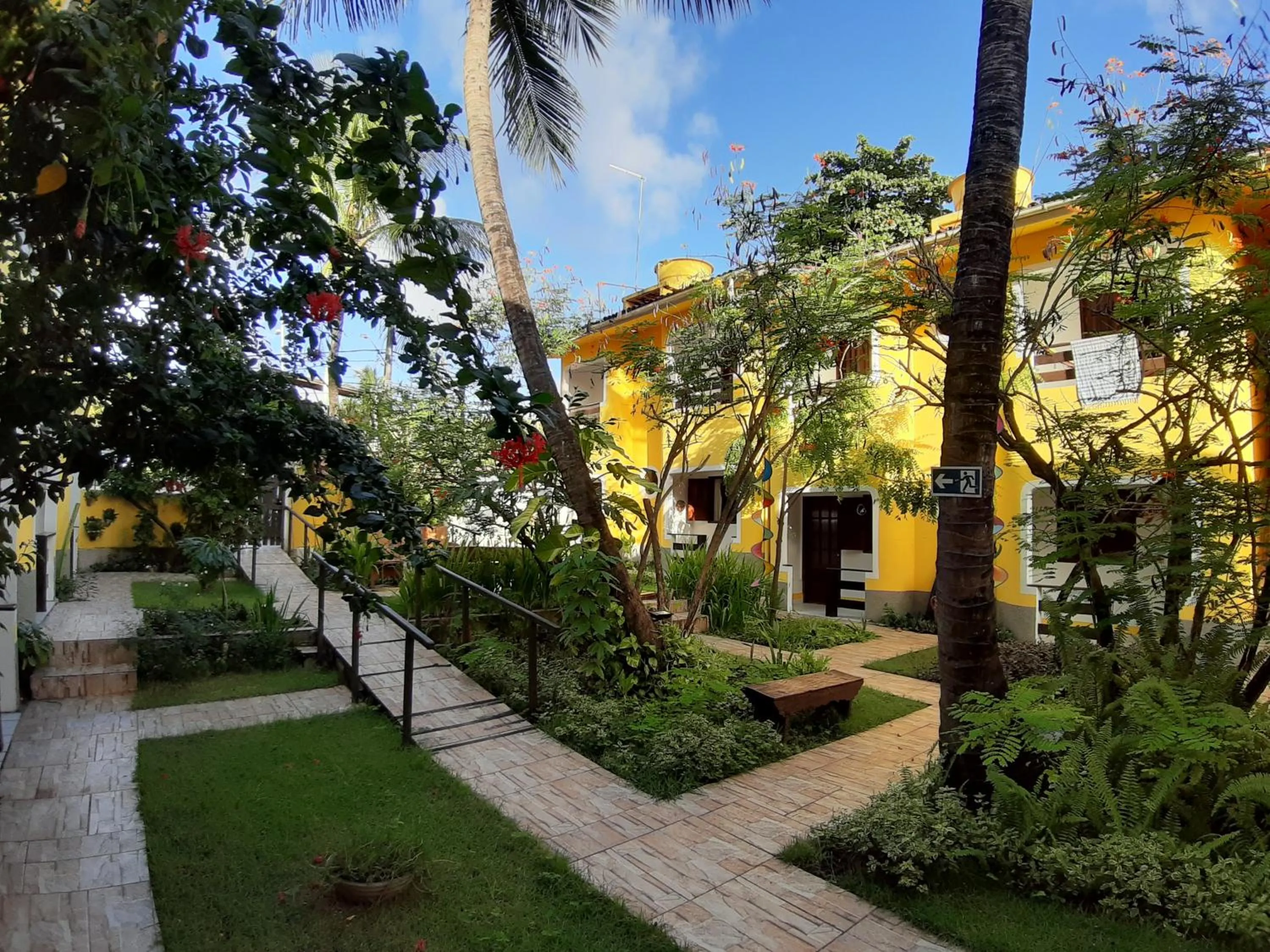 Garden in Aguamarinha Pousada