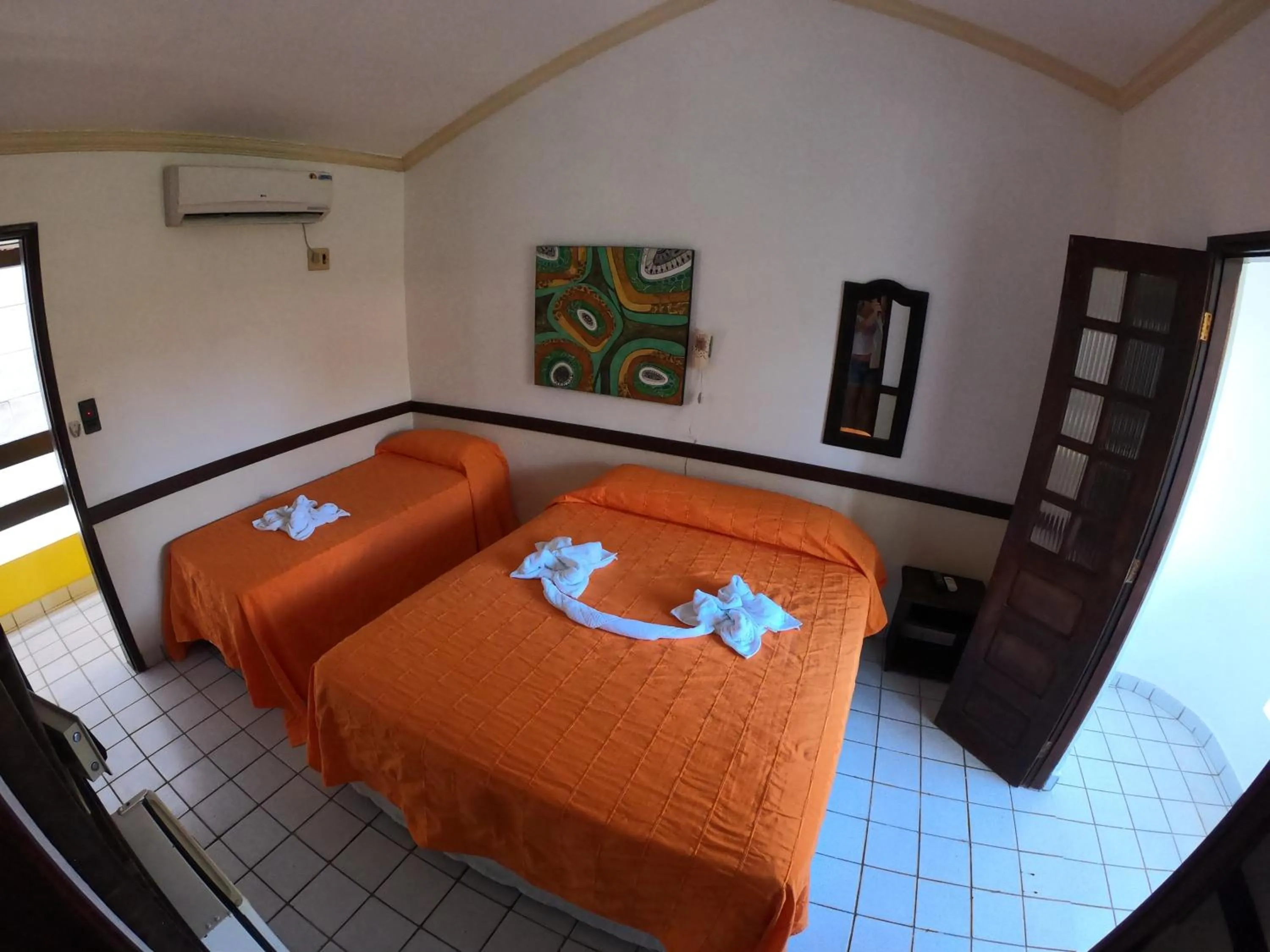 Property building, Bed in Aguamarinha Pousada