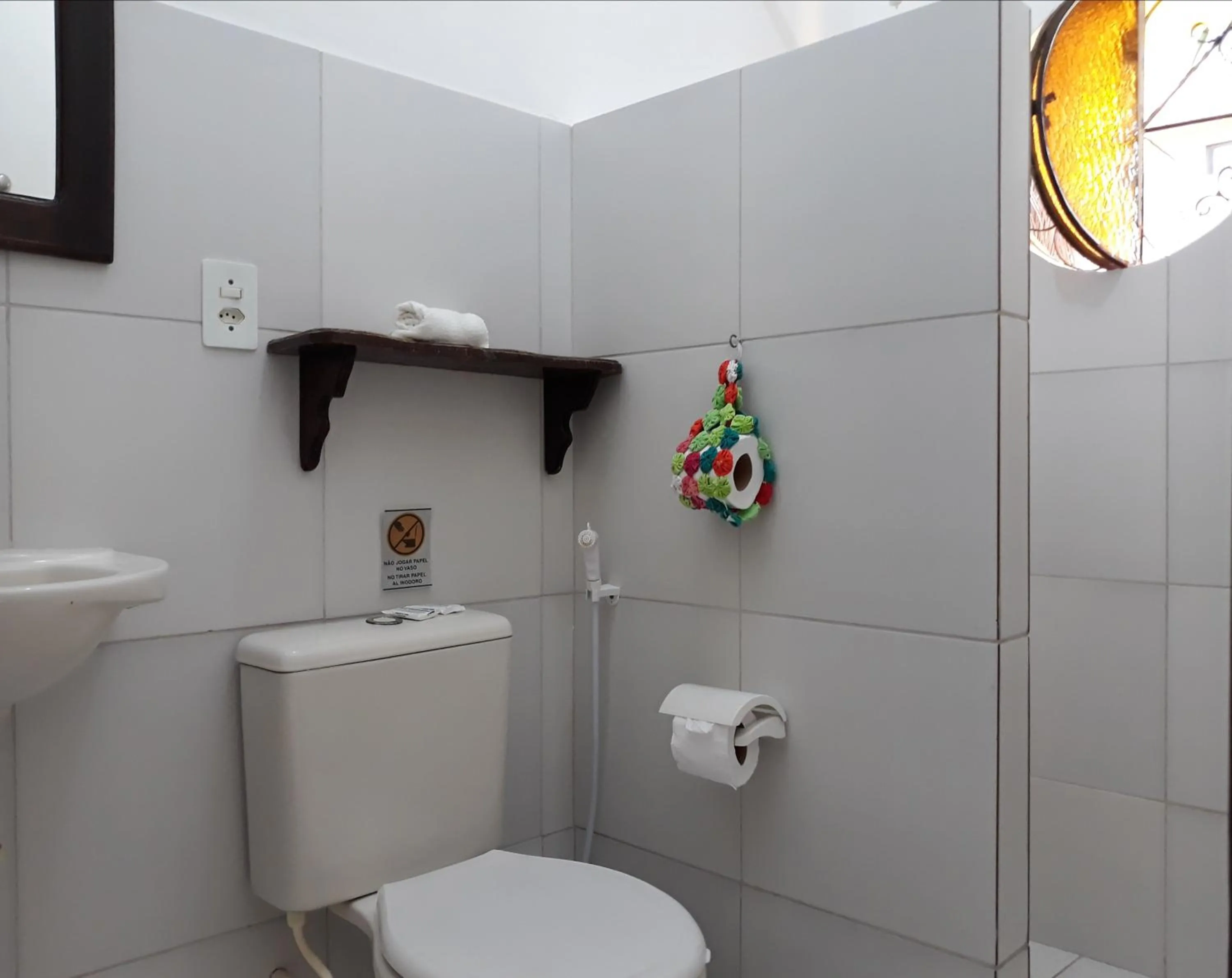 Bathroom in Aguamarinha Pousada