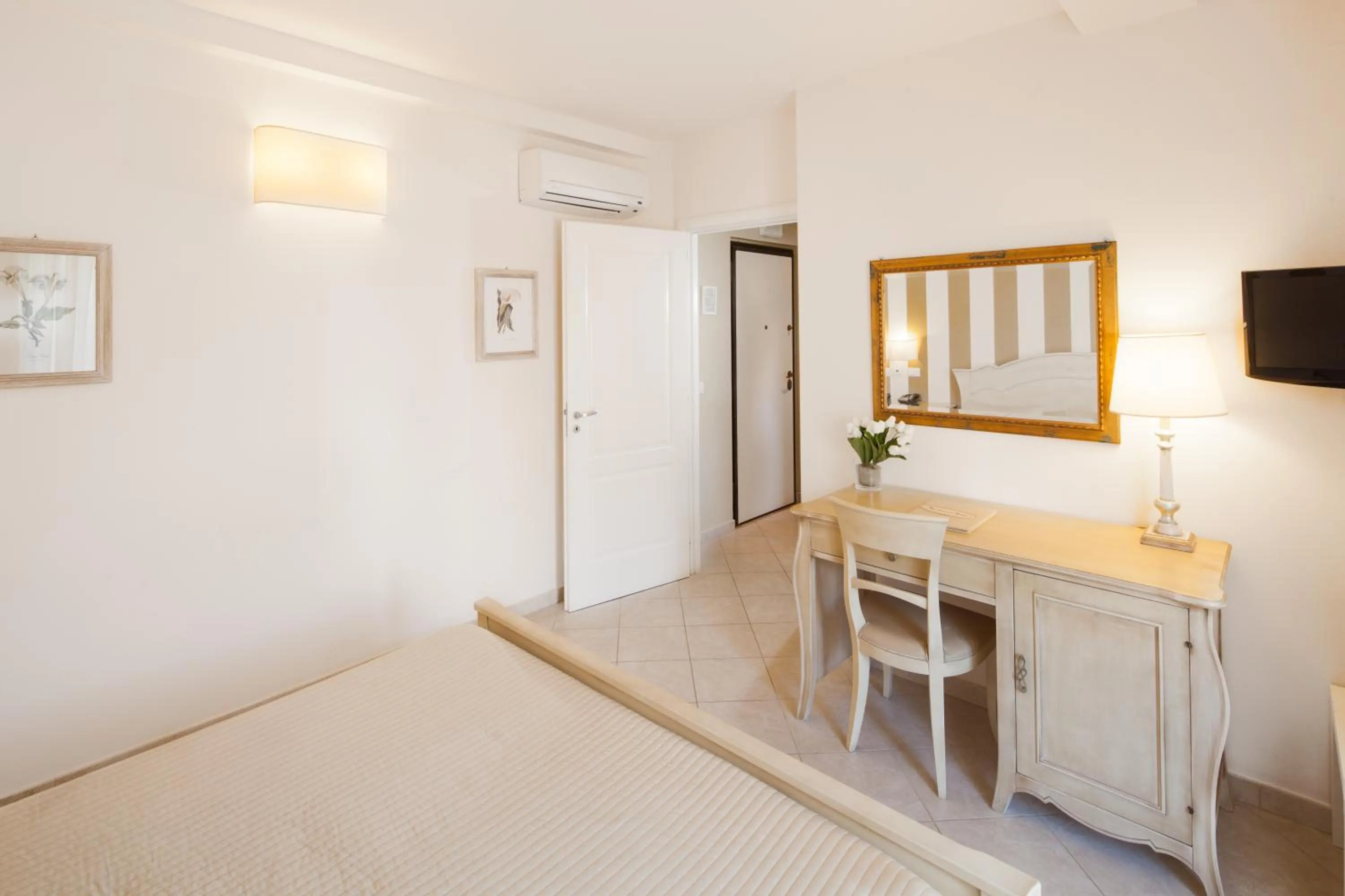 Bed in Alcantara Resort di Charme Adults Only