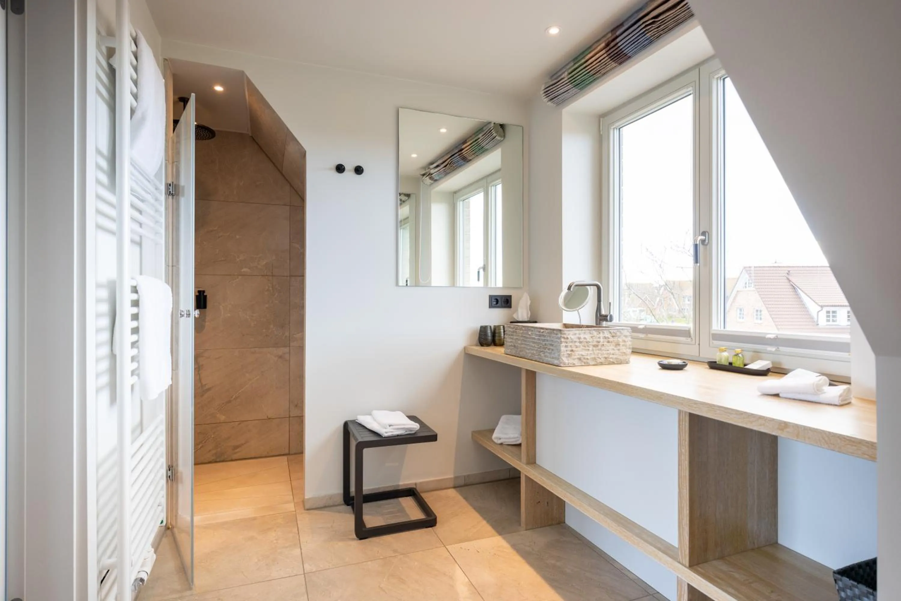 Bathroom in Hotel STRAND am Königshafen