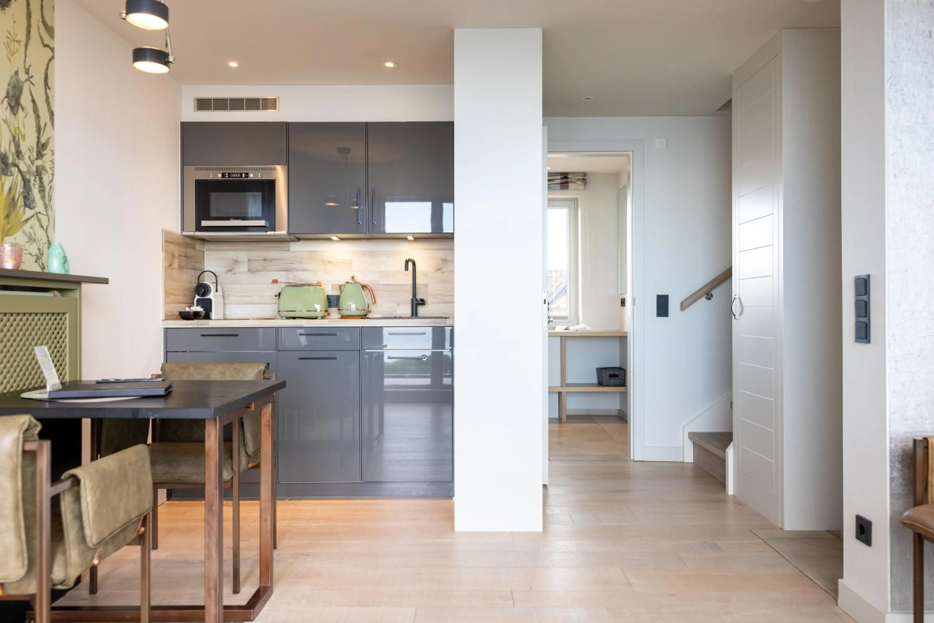 Kitchen or kitchenette in Hotel STRAND am Königshafen