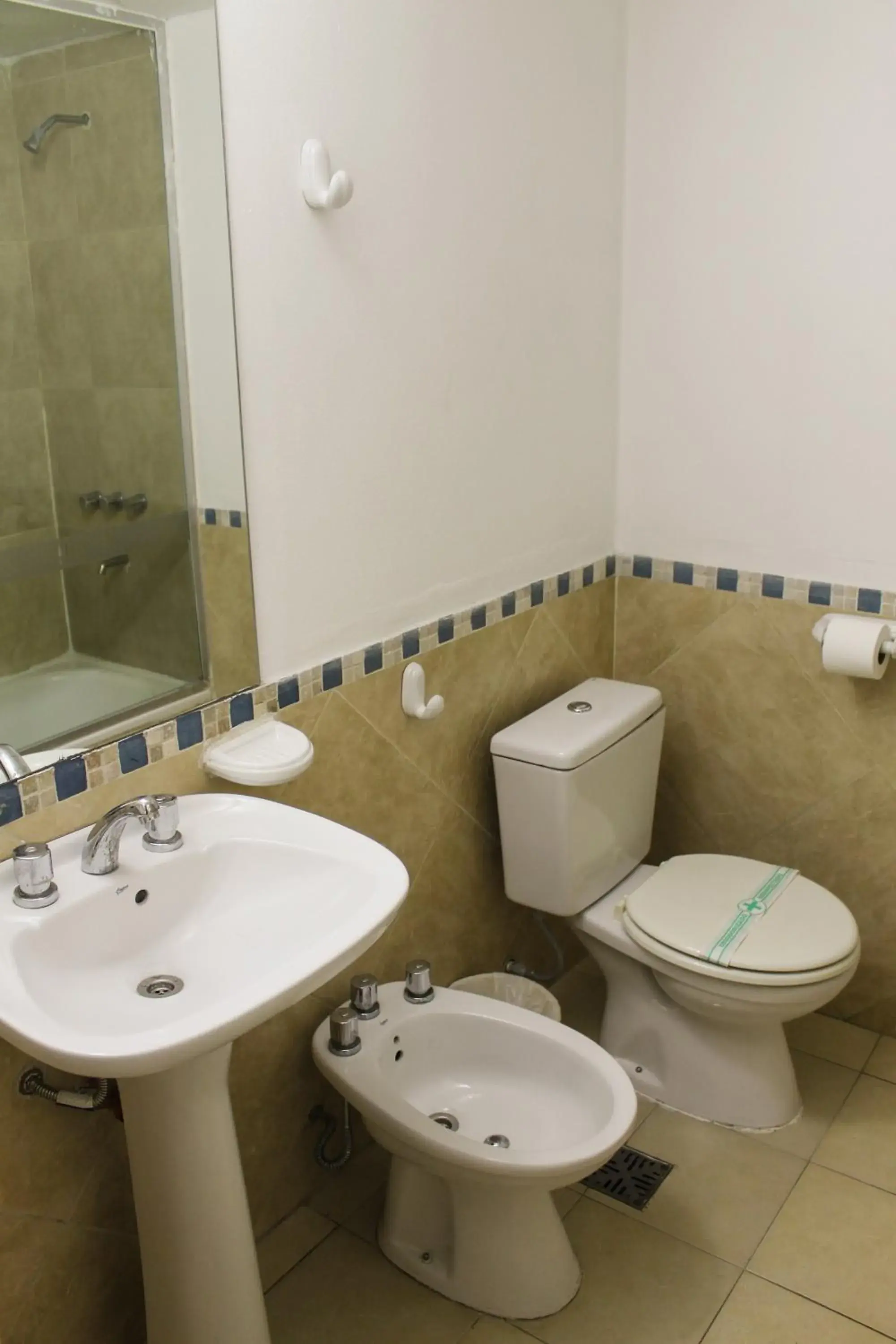 Bathroom in Savannah Cordoba Hotel Bathroom in Savannah Cordoba Hotel