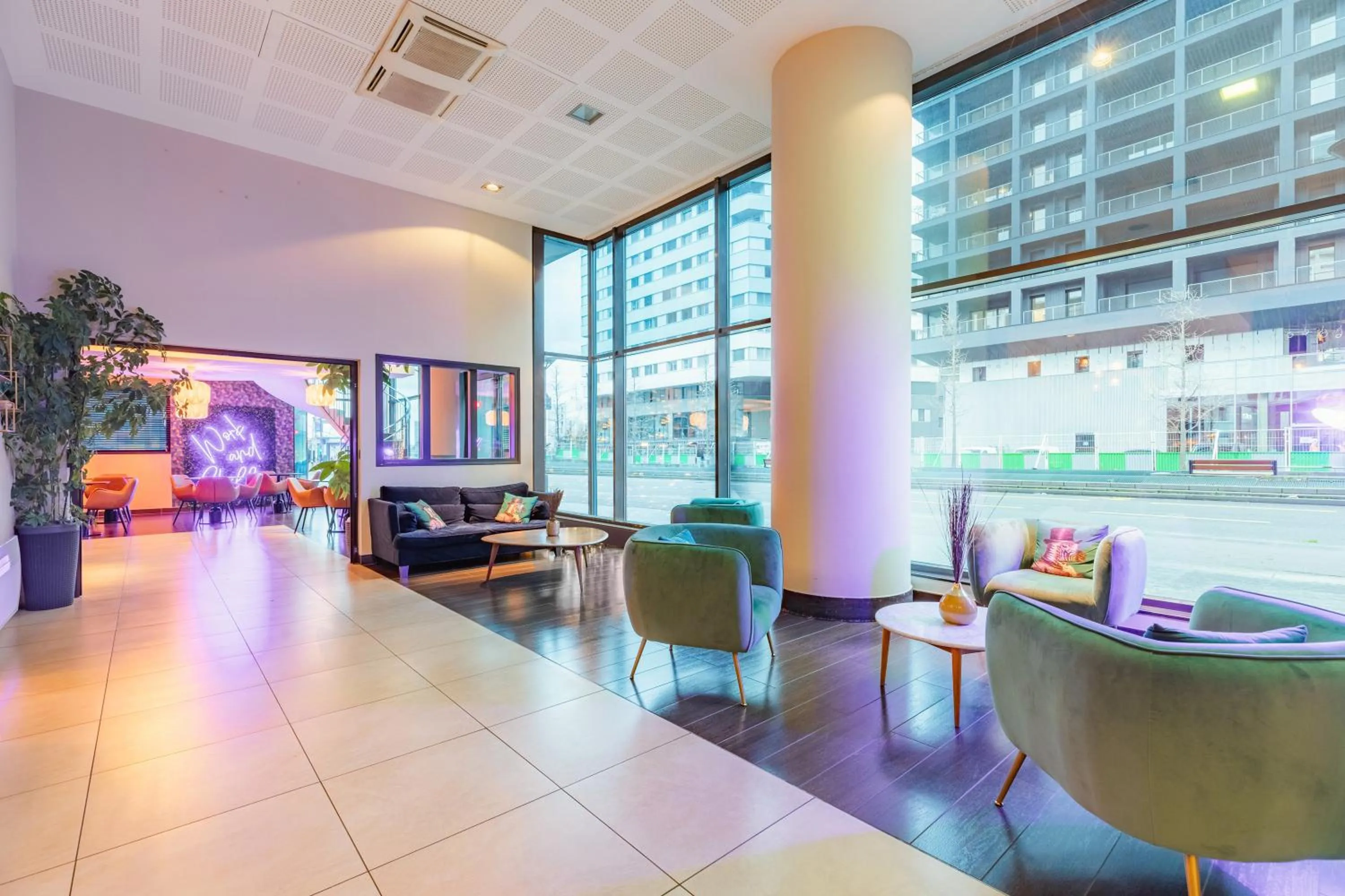 Lobby or reception in Appart'City Collection Paris Grande Bibliothèque