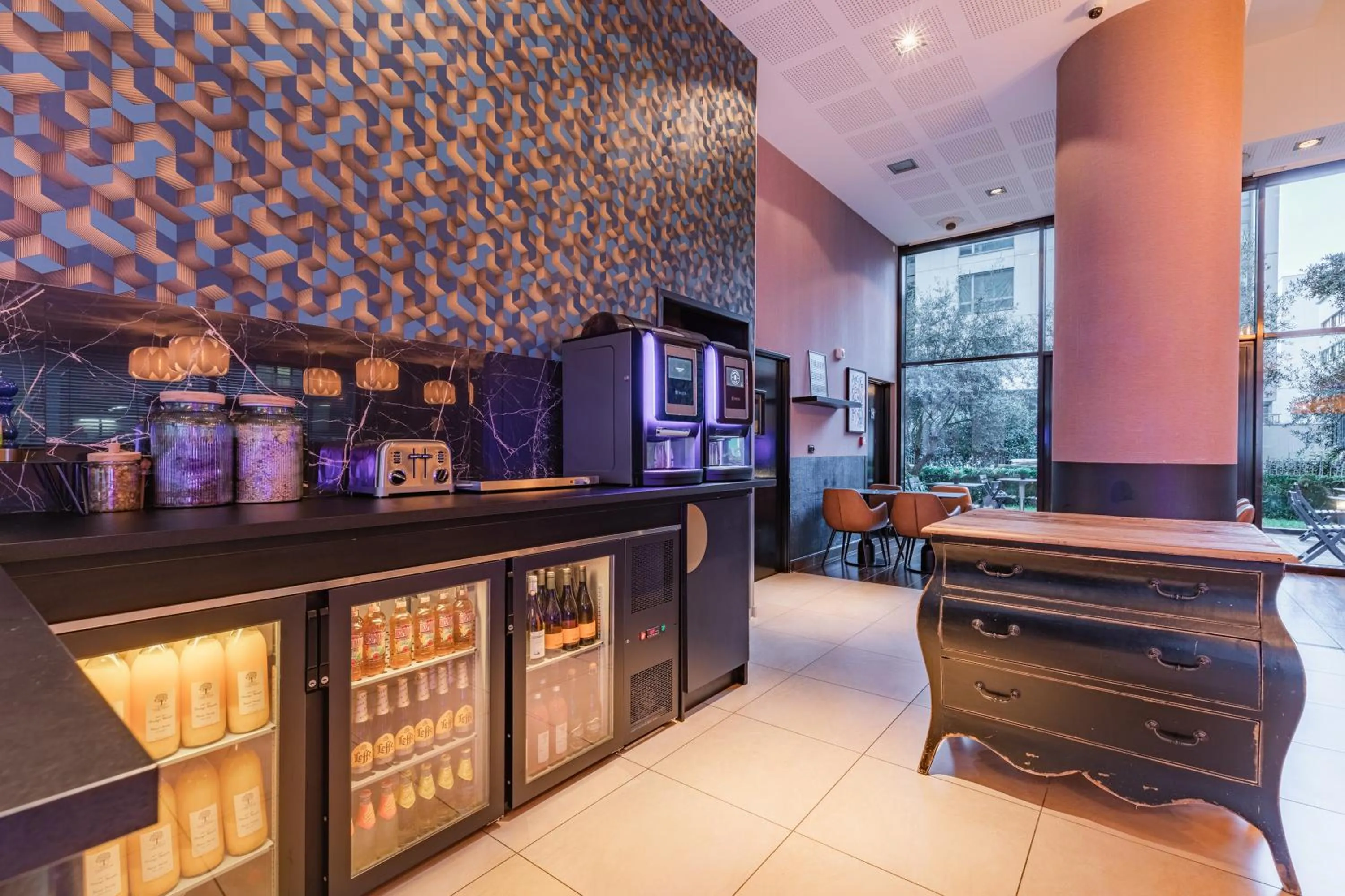 Breakfast in Appart'City Collection Paris Grande Bibliothèque