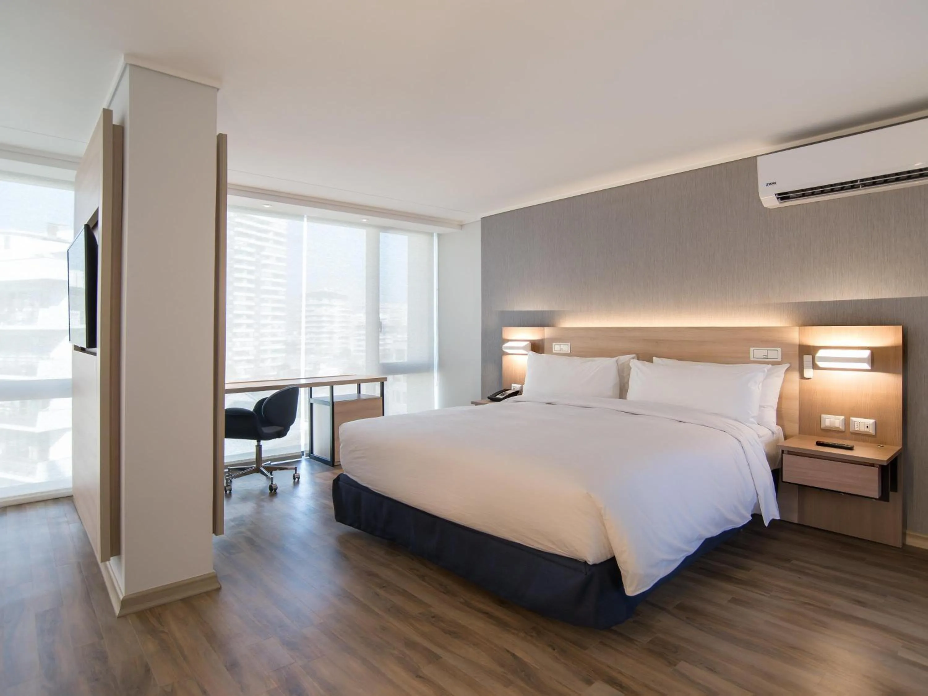 Bedroom, Bed in Pullman Vina del Mar San Martin