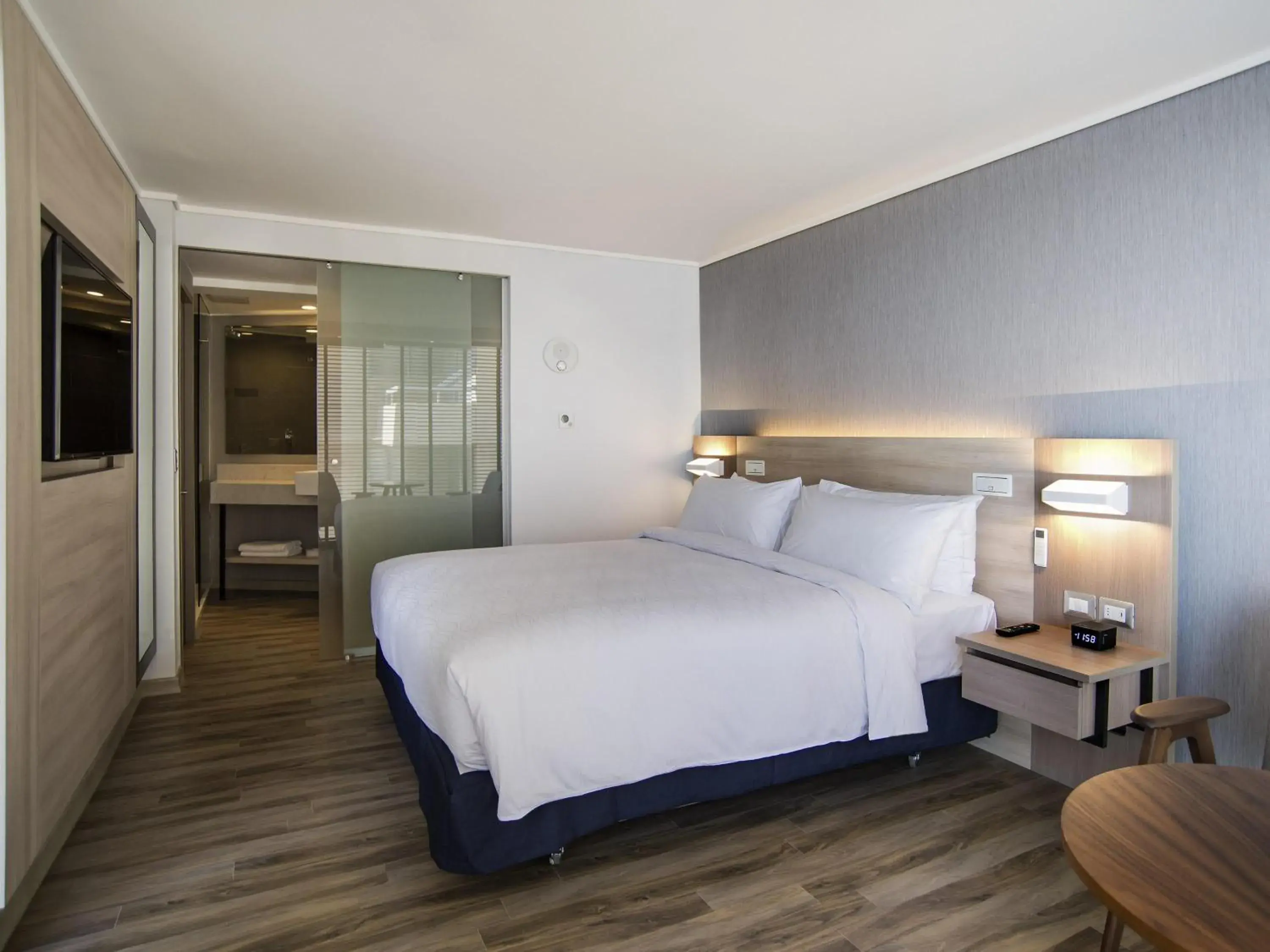 Bedroom, Bed in Pullman Vina del Mar San Martin Bedroom, Bed in Pullman Vina del Mar San Martin