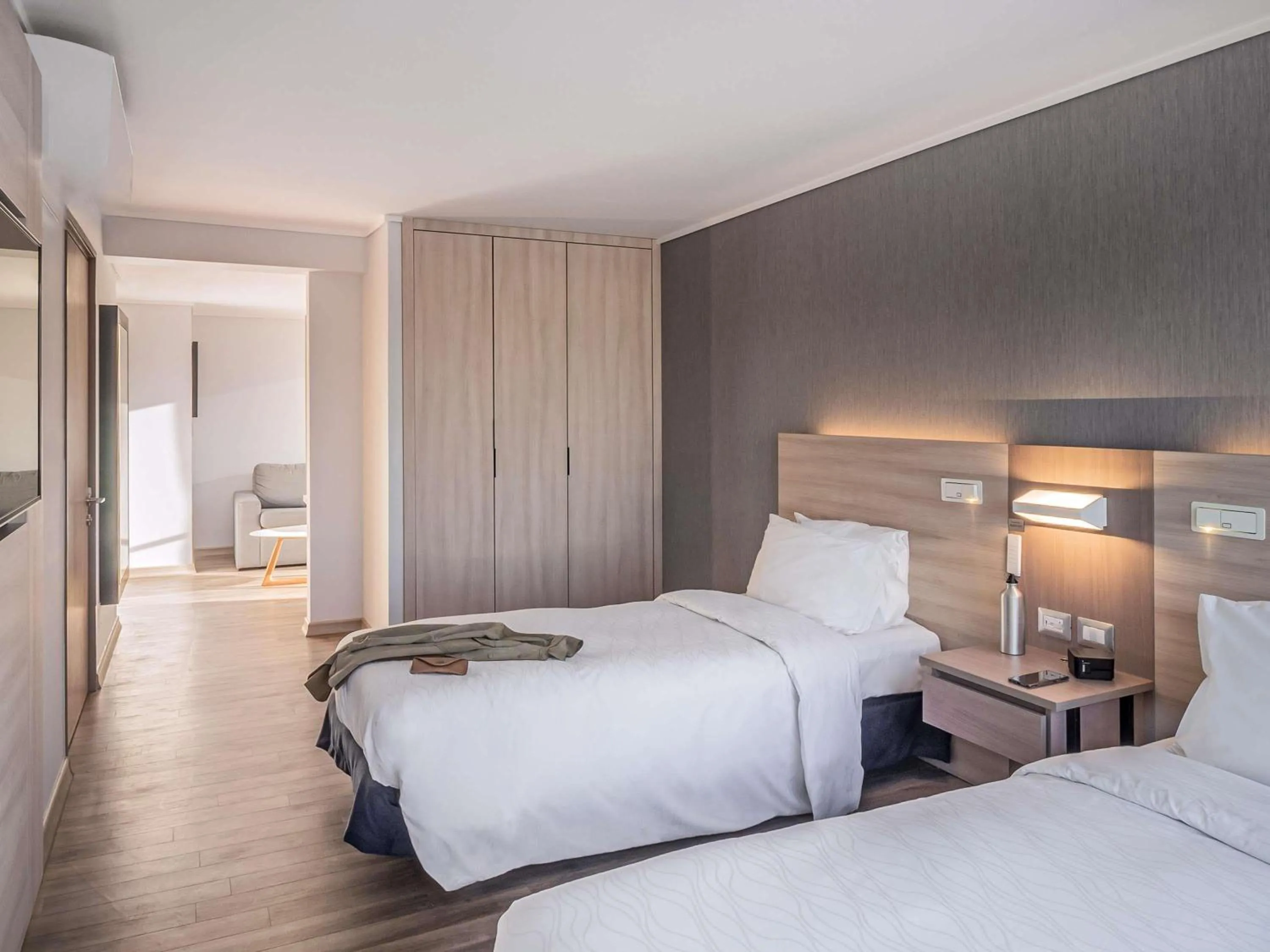 Bedroom, Bed in Pullman Vina del Mar San Martin