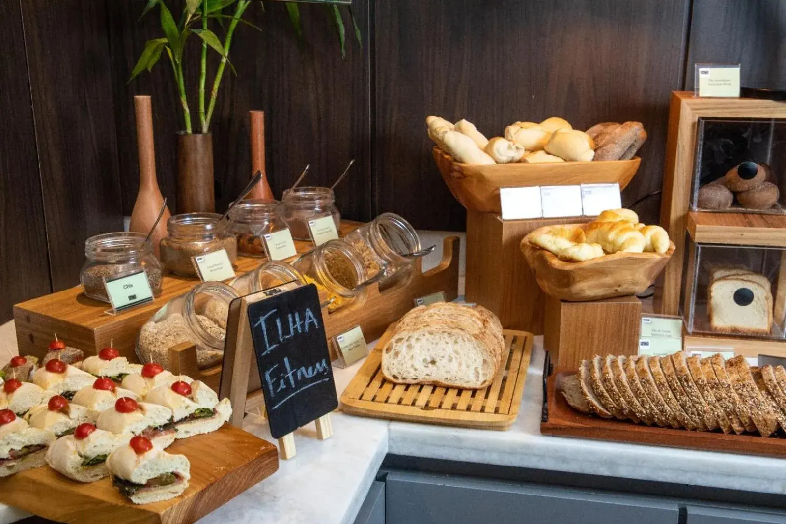 Food in ArtHotel Transamerica Collection Food in ArtHotel Transamerica Collection