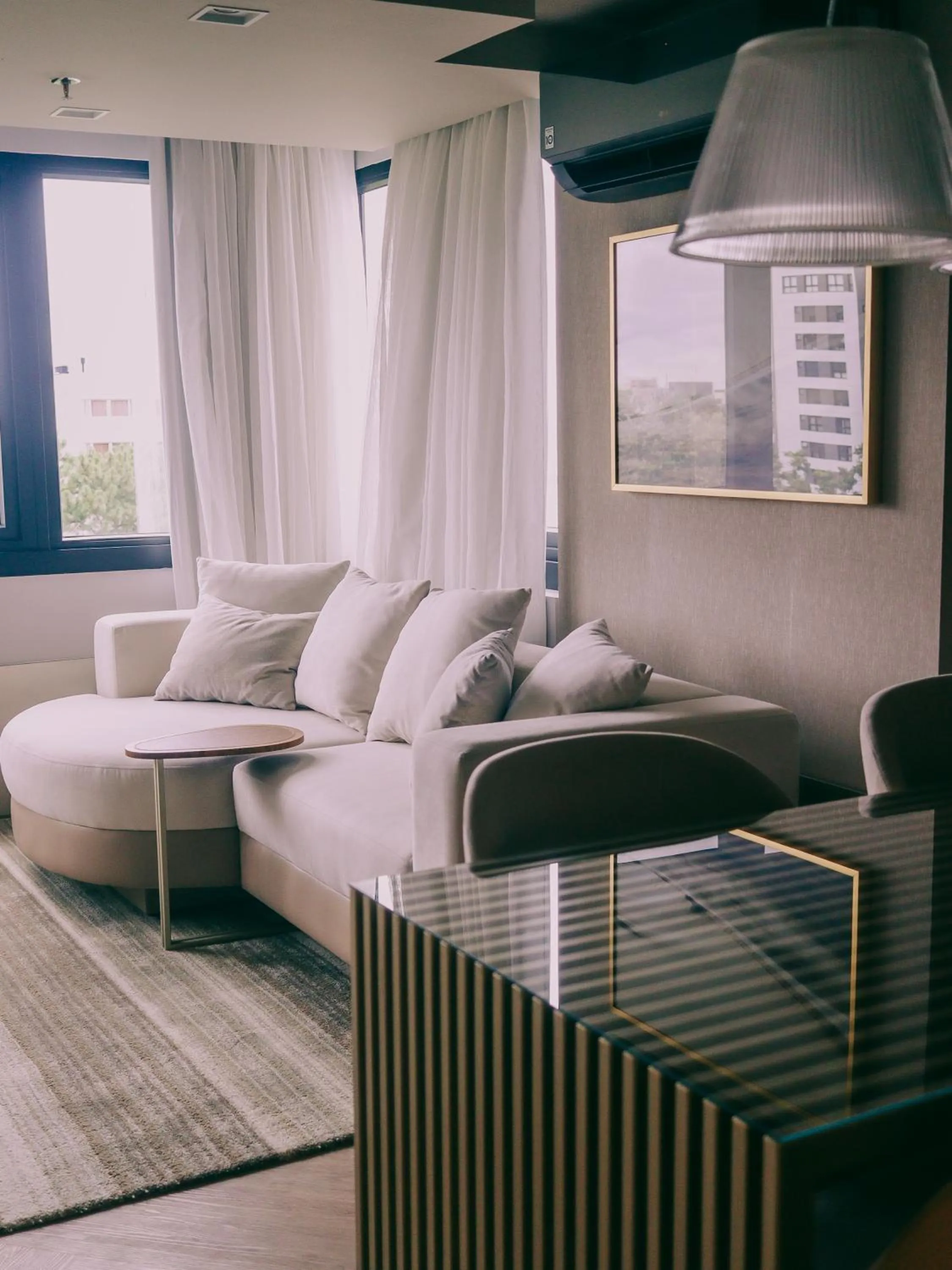 Seating area in ArtHotel Transamerica Collection