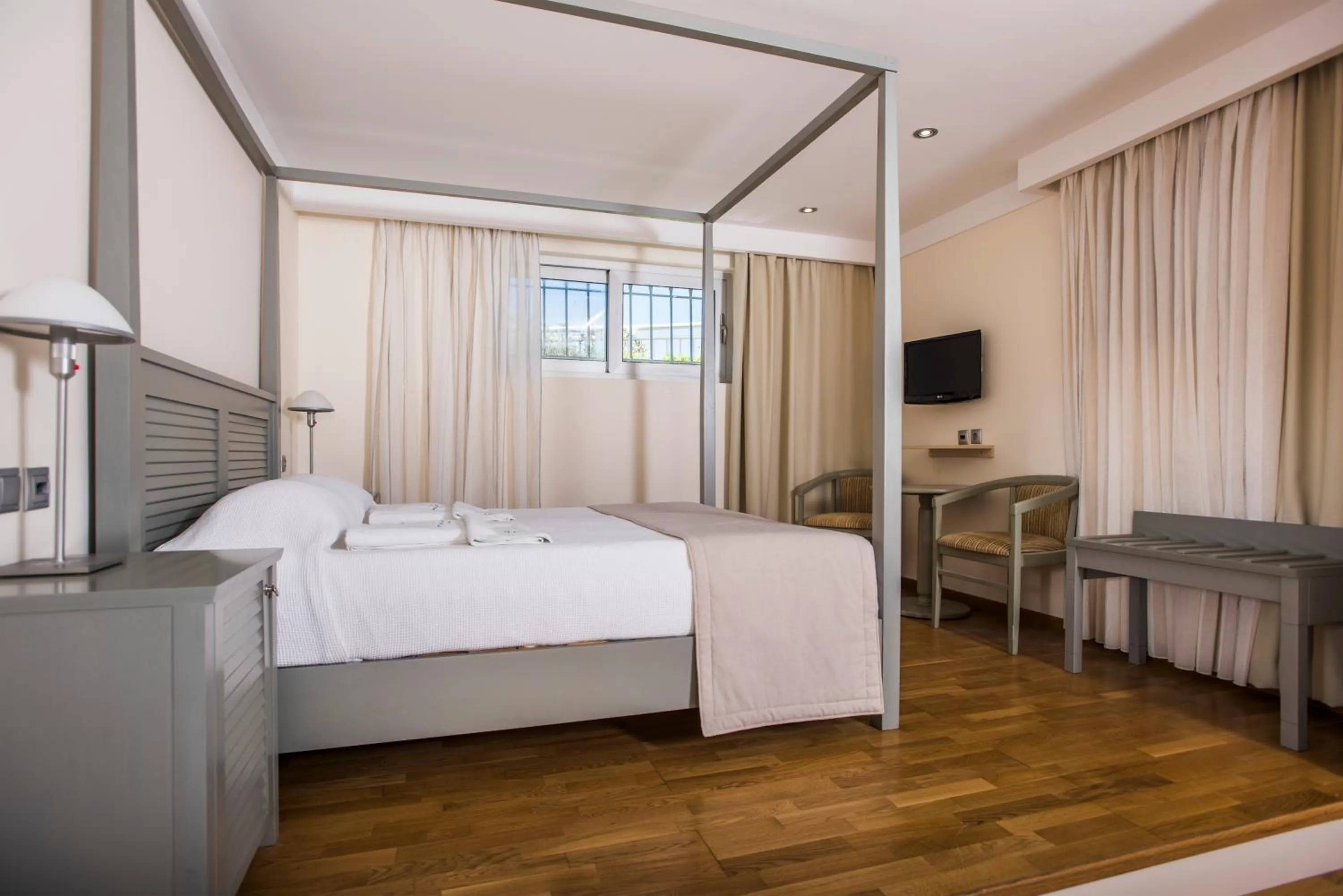 Bed in Almiriki Chios Rooms & Apartments