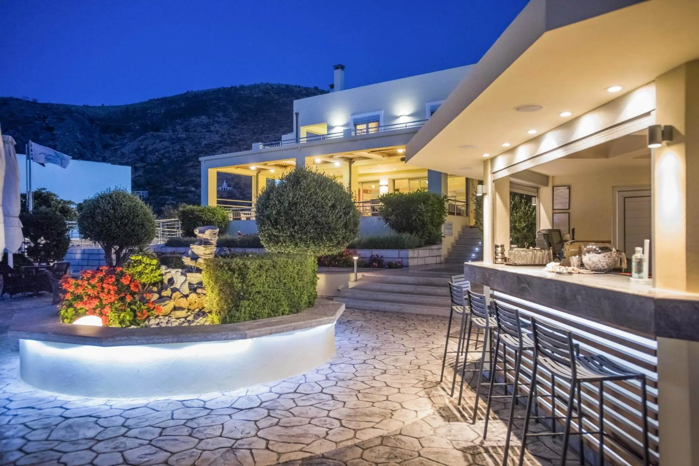 Property building in Almiriki Chios Rooms & Apartments