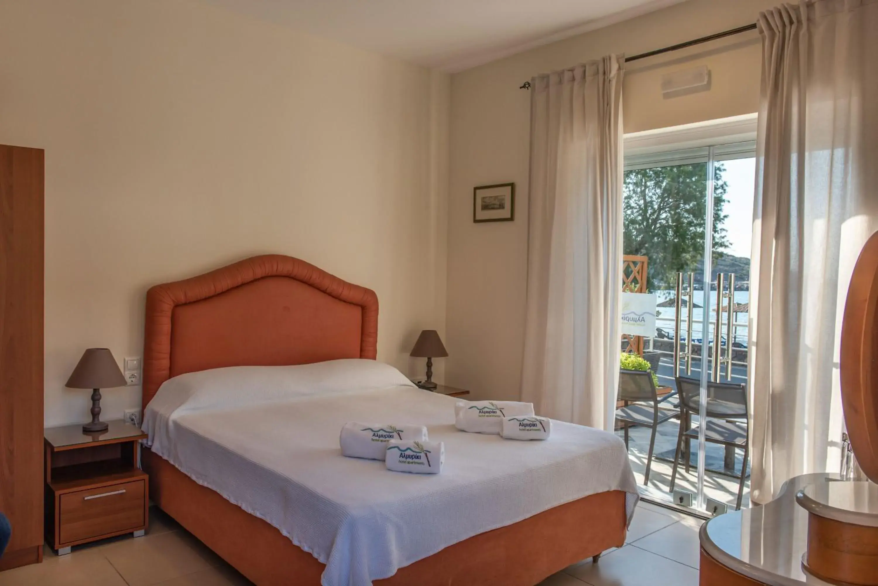 Standard Room with Sea View in Almiriki Chios Rooms & Apartments Standard Room with Sea View in Almiriki Chios Rooms & Apartments