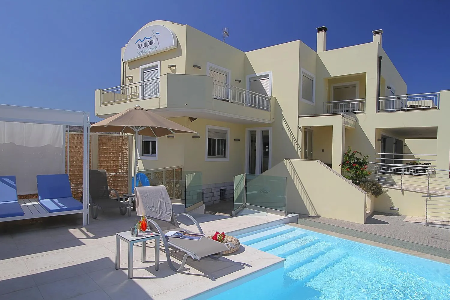 Swimming pool in Almiriki Chios Rooms & Apartments