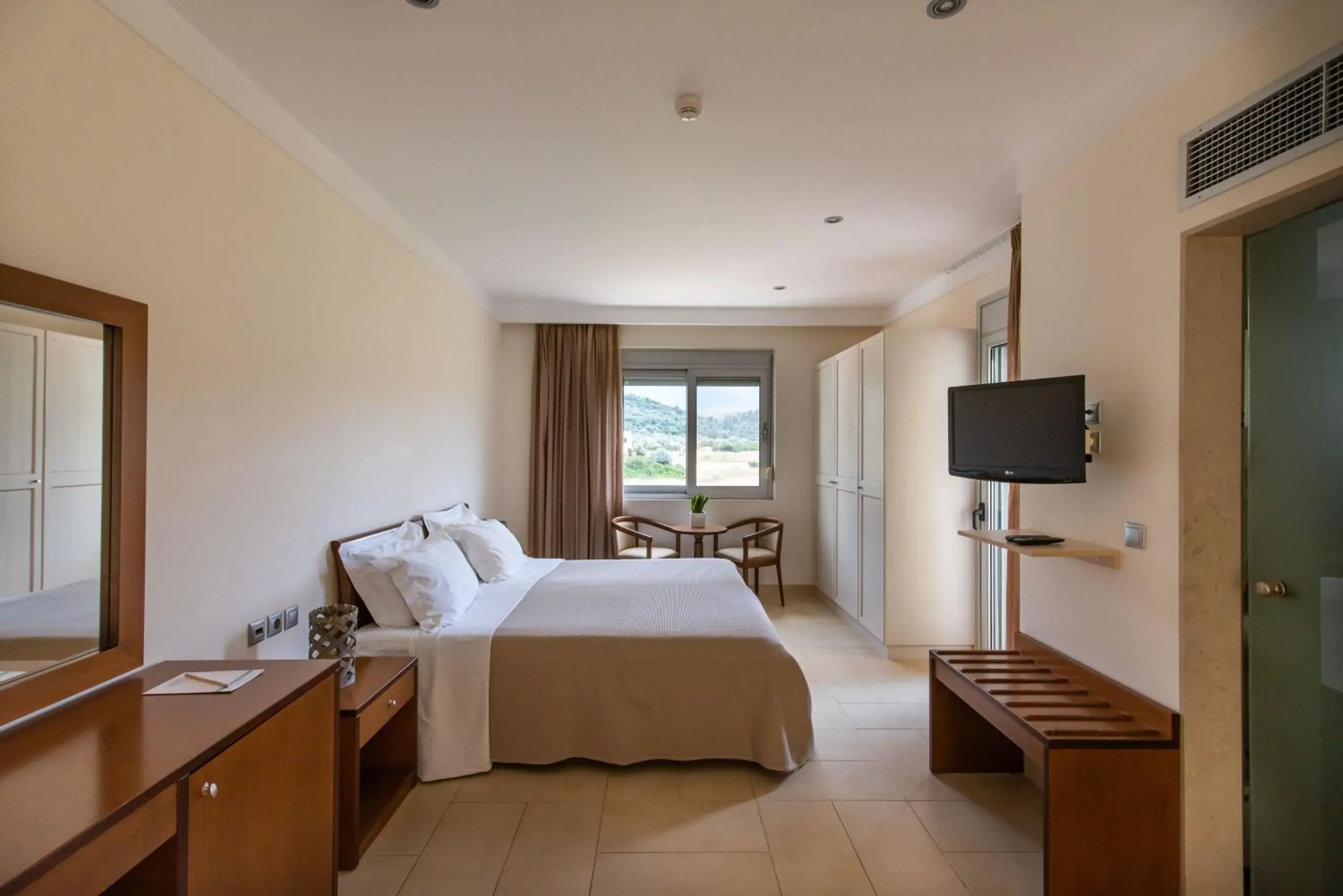 Double Room with Mountain View in Almiriki Chios Rooms & Apartments Double Room with Mountain View in Almiriki Chios Rooms & Apartments