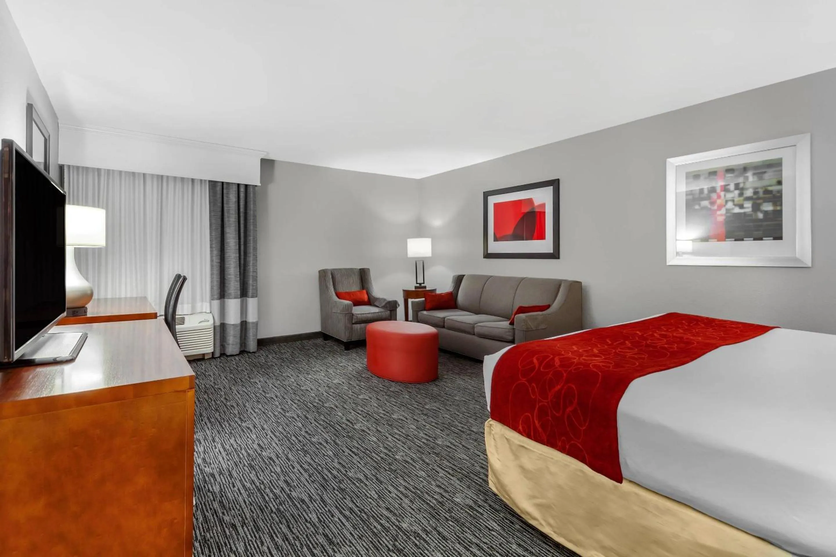 Bedroom, Bed in Comfort Inn Kearney I-80